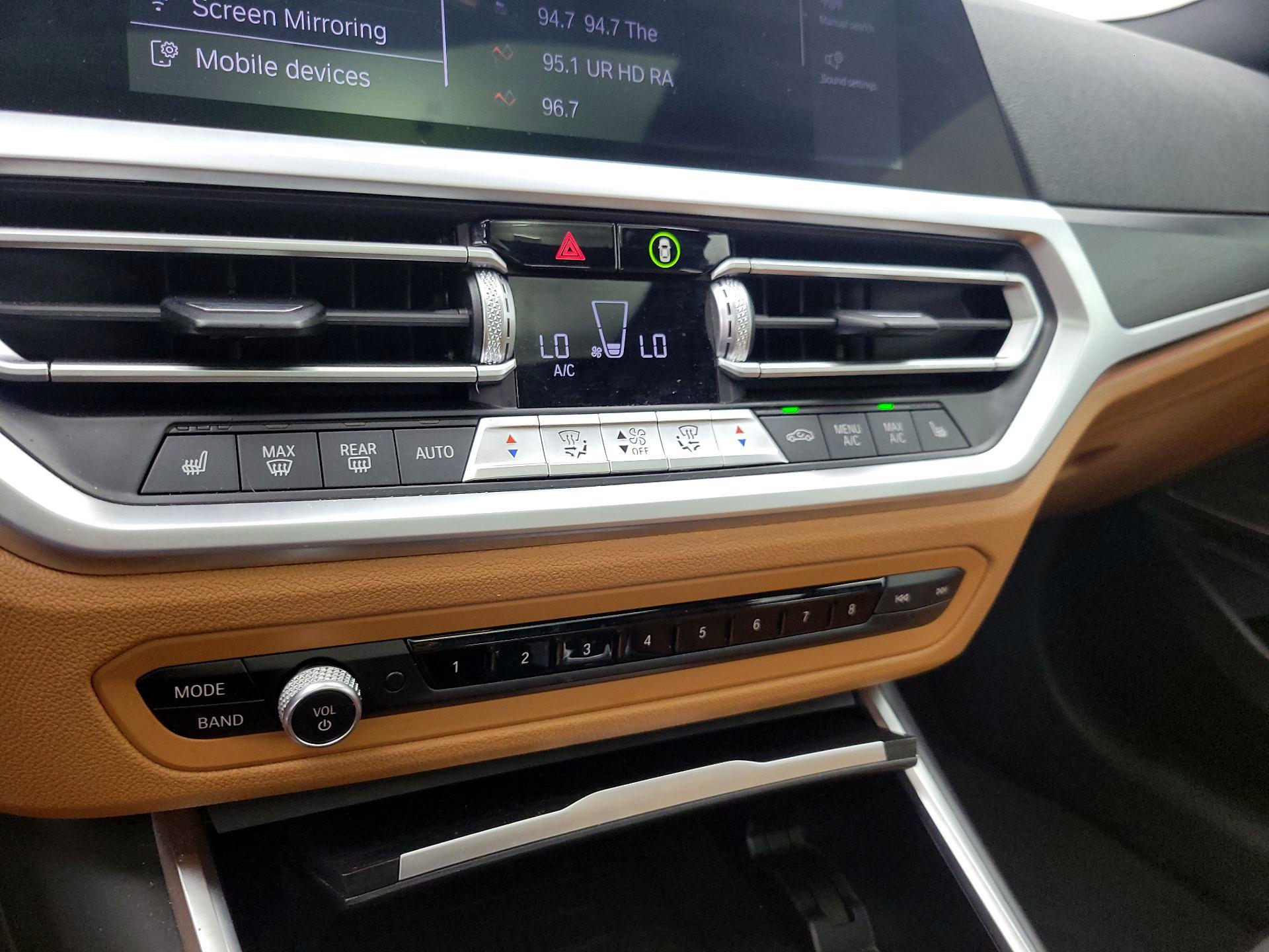Thumbnail: 2021 BMW 3 Series - 16