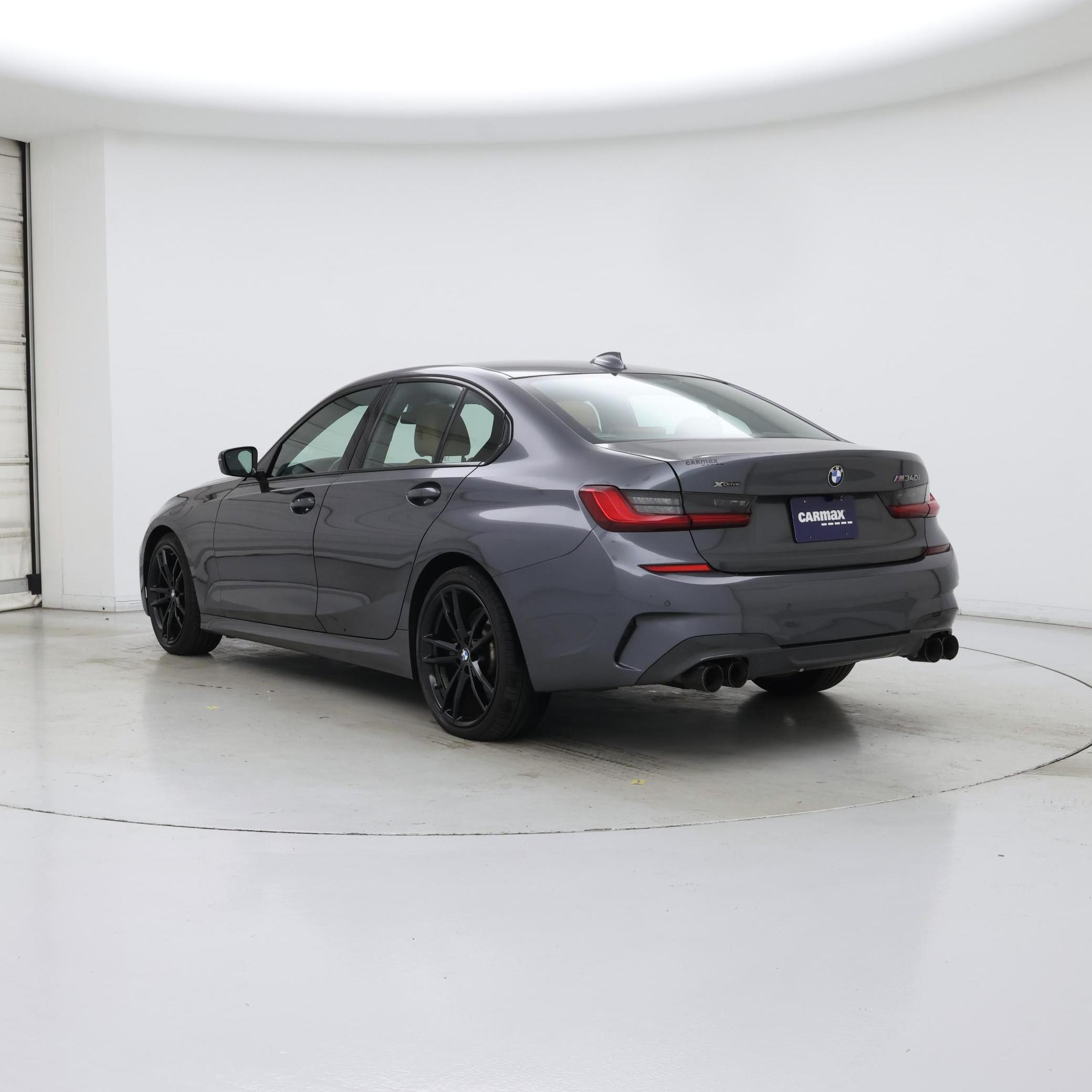 Thumbnail: 2021 BMW 3 Series - 2
