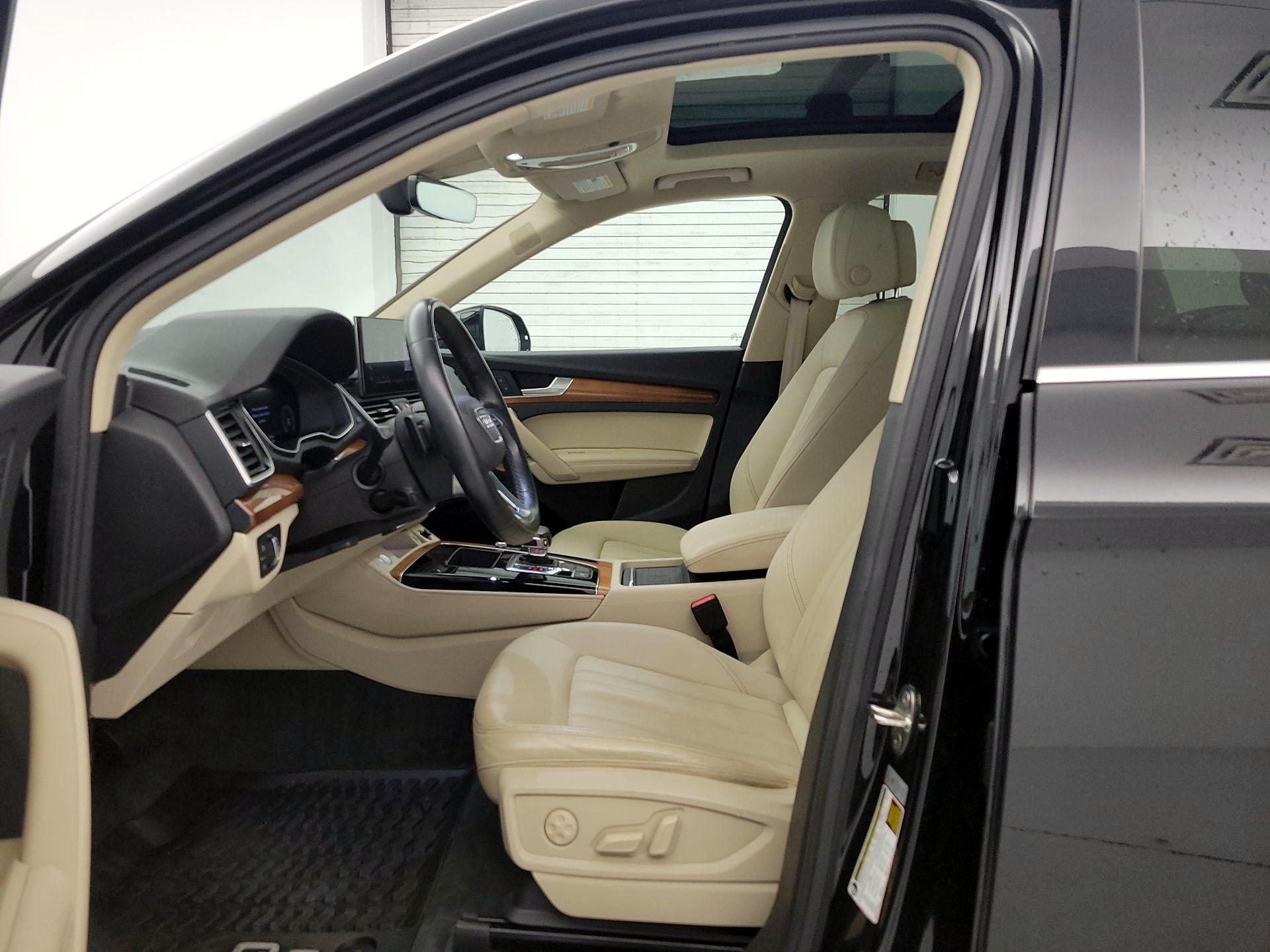 Thumbnail: 2021 Audi Q5 - 11