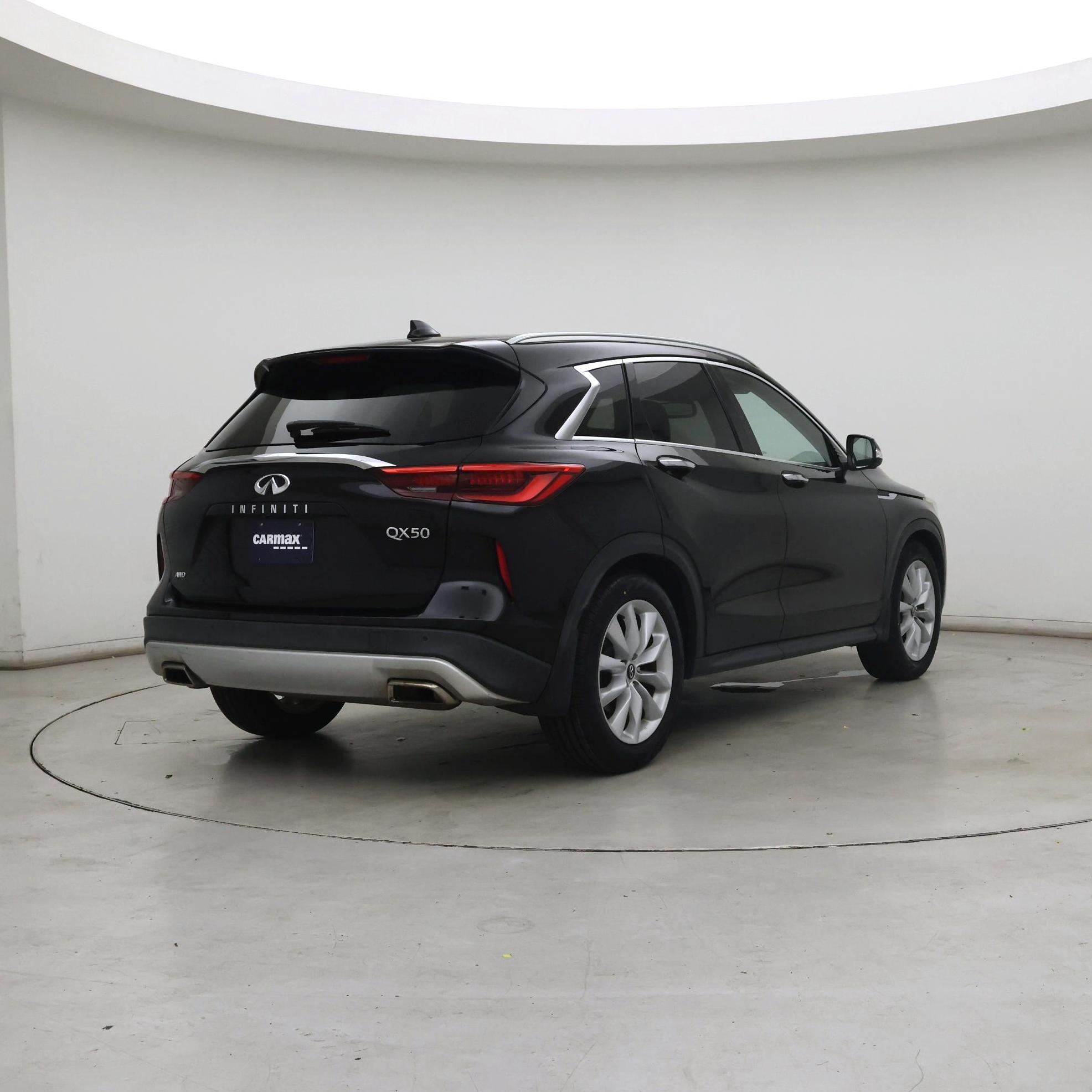 Thumbnail: 2019 INFINITI QX50 - 8