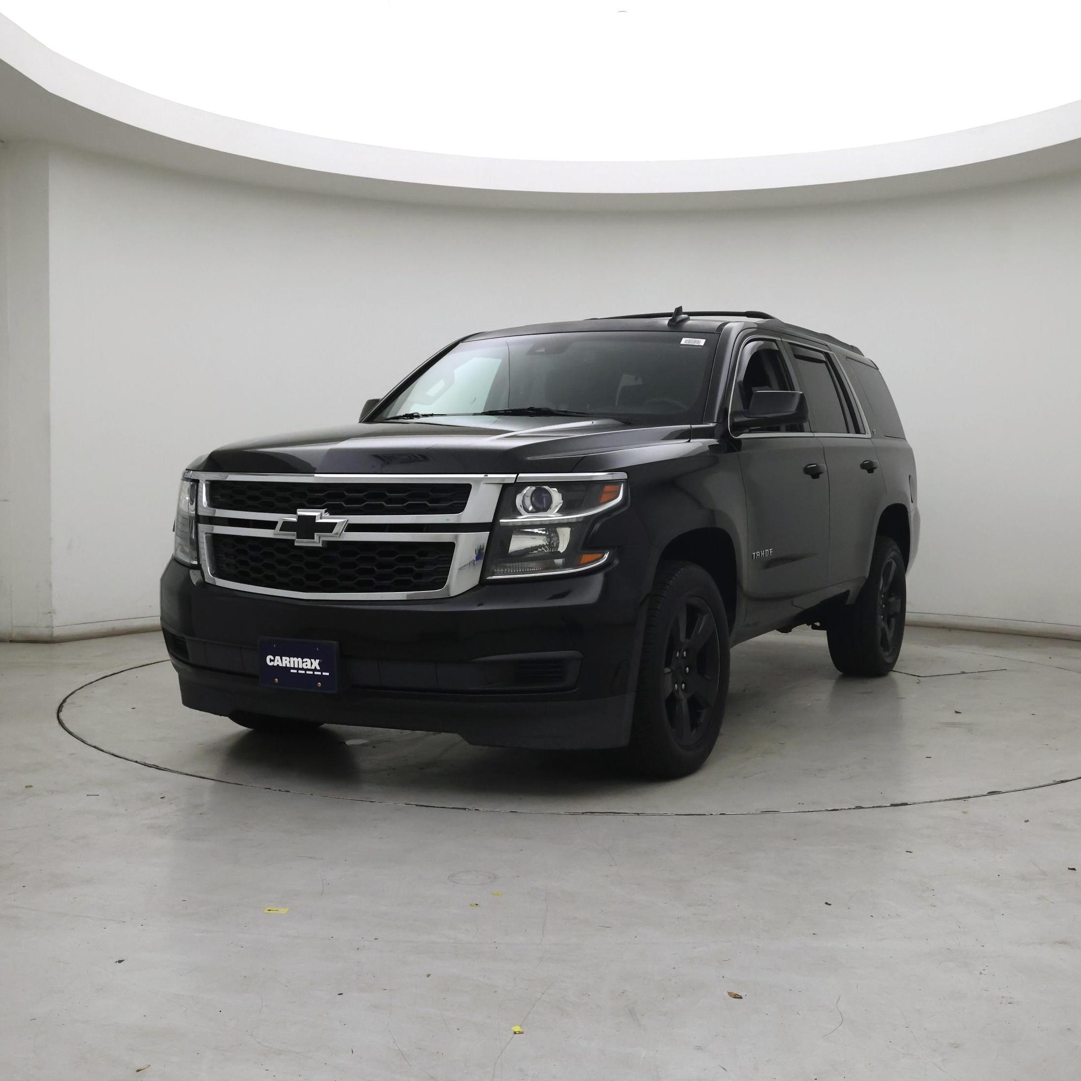Thumbnail: 2017 Chevrolet Tahoe - 4
