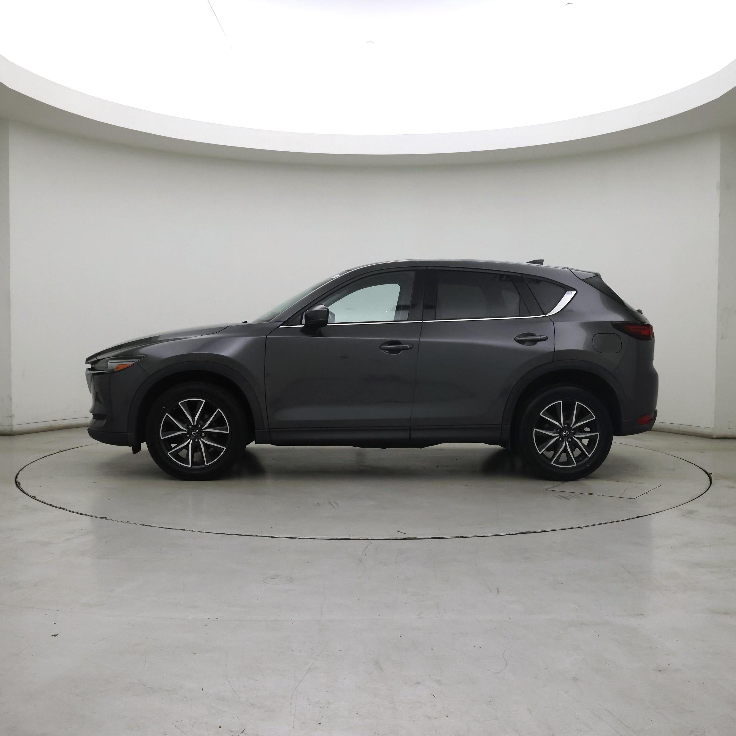 Thumbnail: 2017 Mazda CX-5 - 3