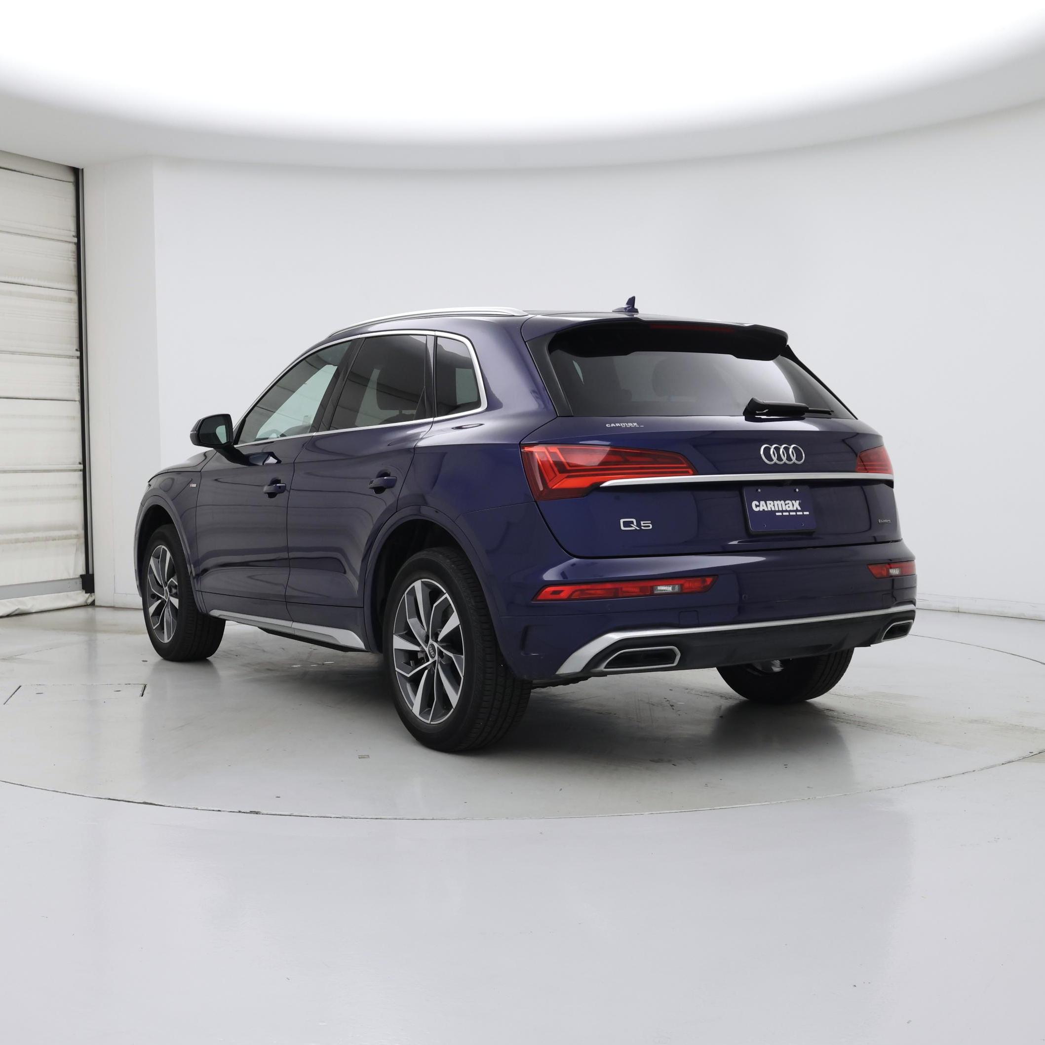 Thumbnail: 2023 Audi Q5 - 2