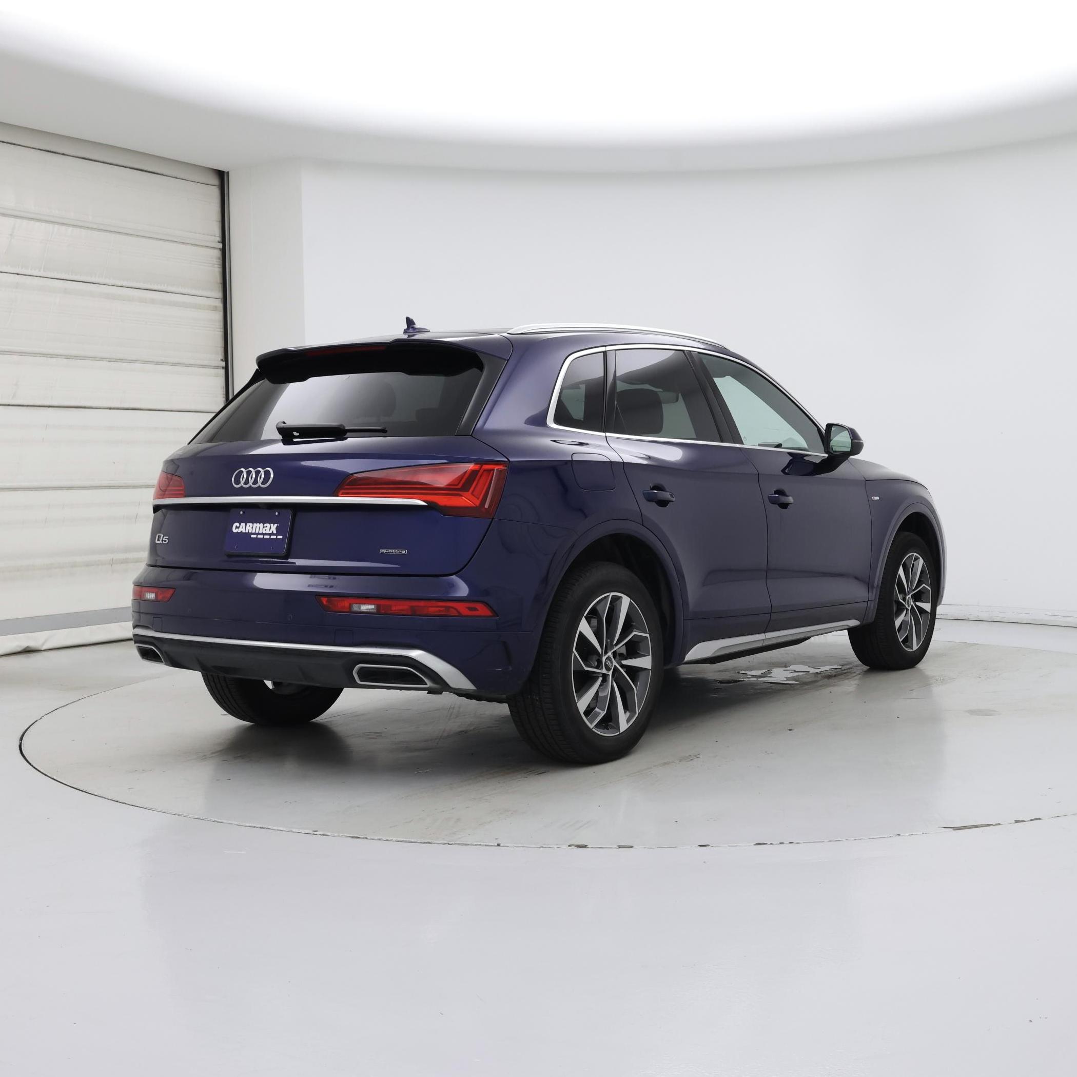 Thumbnail: 2023 Audi Q5 - 8