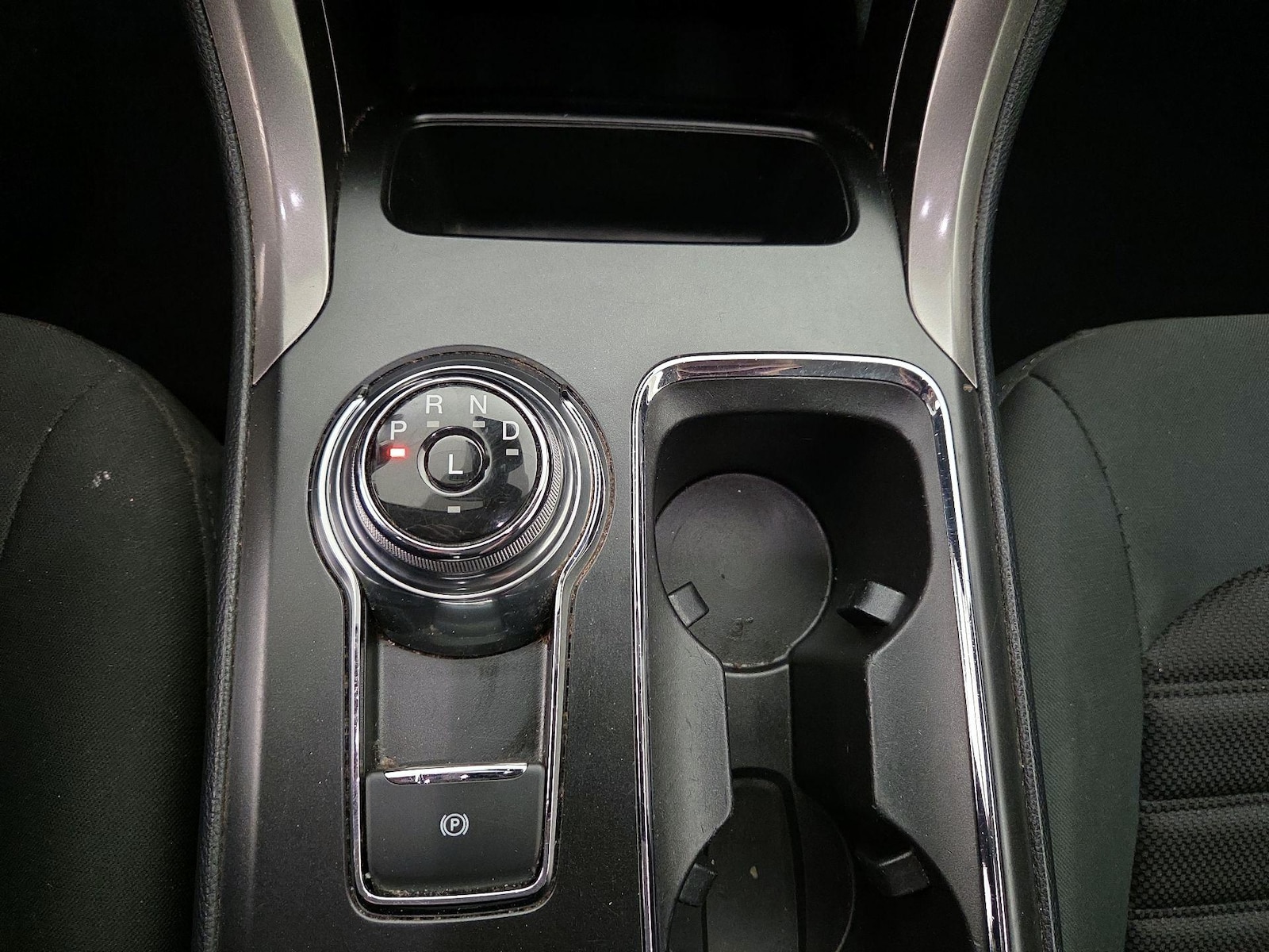 2019 Ford Fusion Hybrid SE - Photo 18
