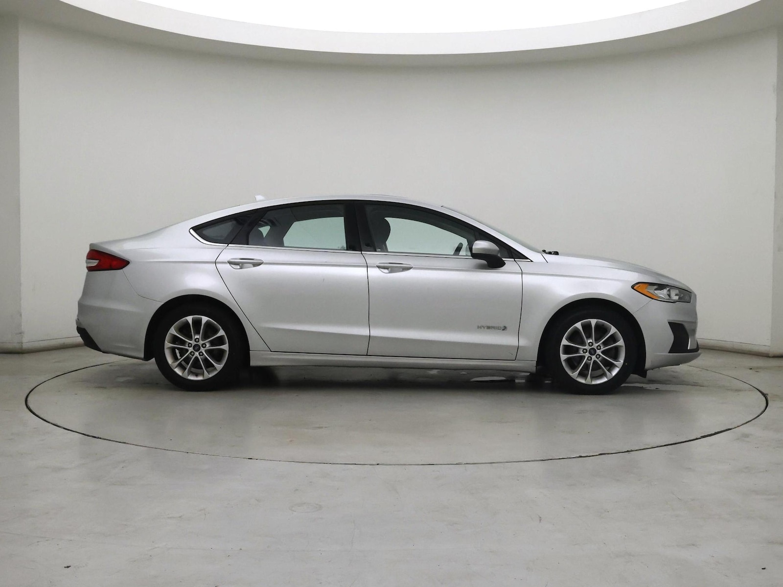 2019 Ford Fusion Hybrid SE - Photo 8
