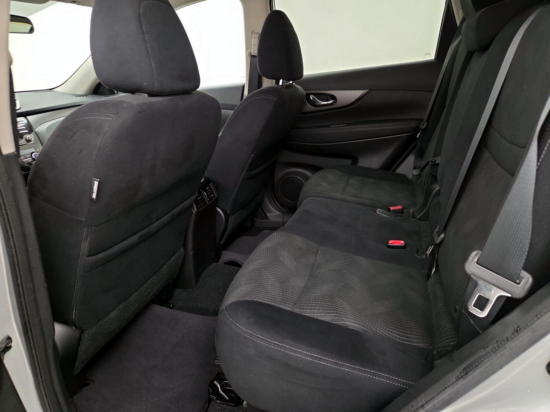Thumbnail: 2014 Nissan Rogue - 19