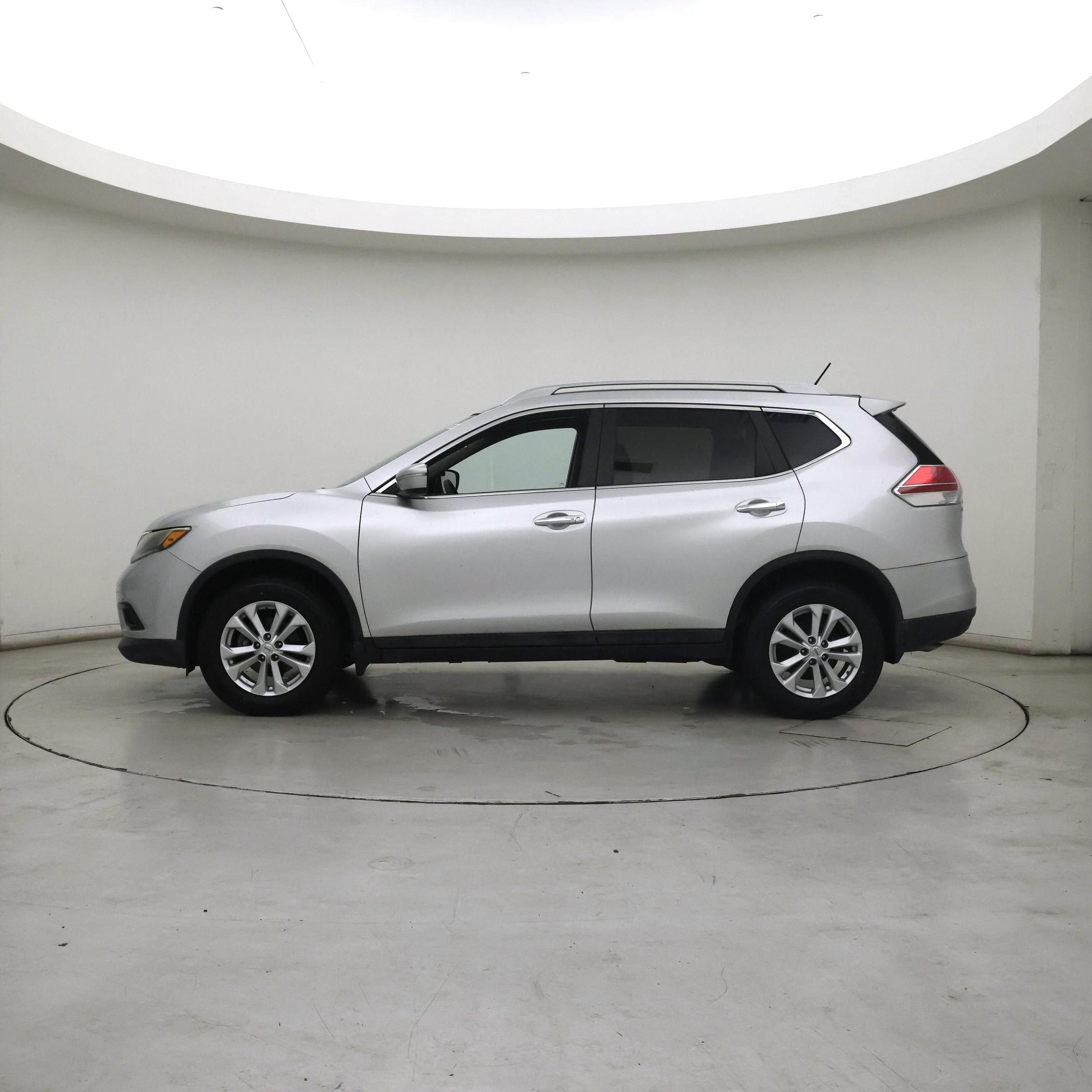 Thumbnail: 2014 Nissan Rogue - 3