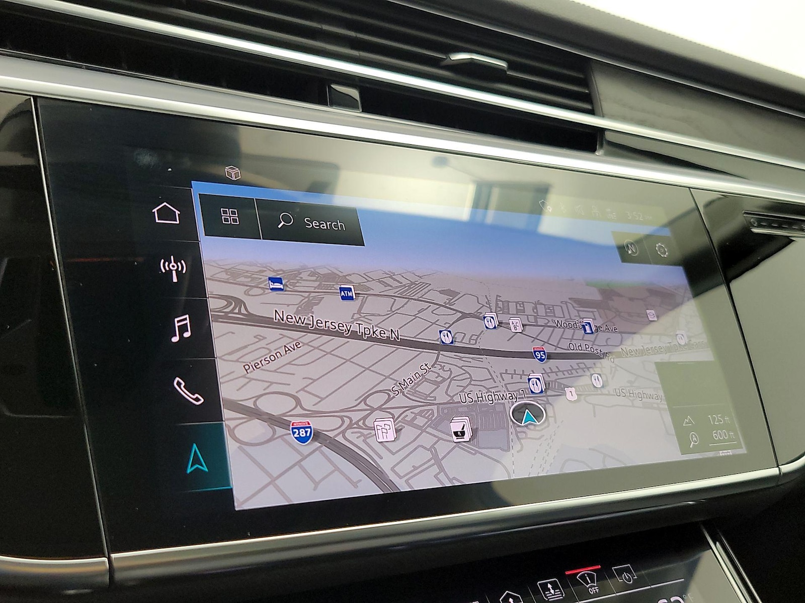 2022 Audi A8 Base - Photo 15