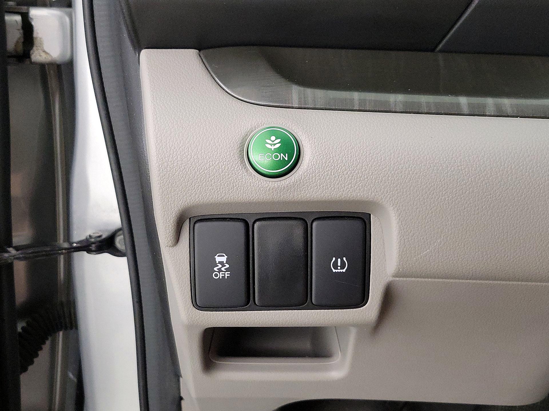 Thumbnail: 2014 Honda CR-V - 13