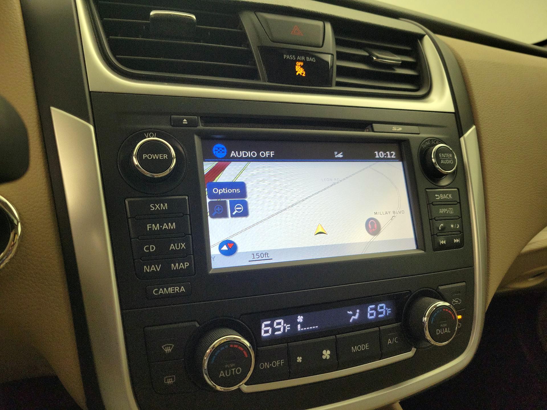 Thumbnail: 2016 Nissan Altima - 14