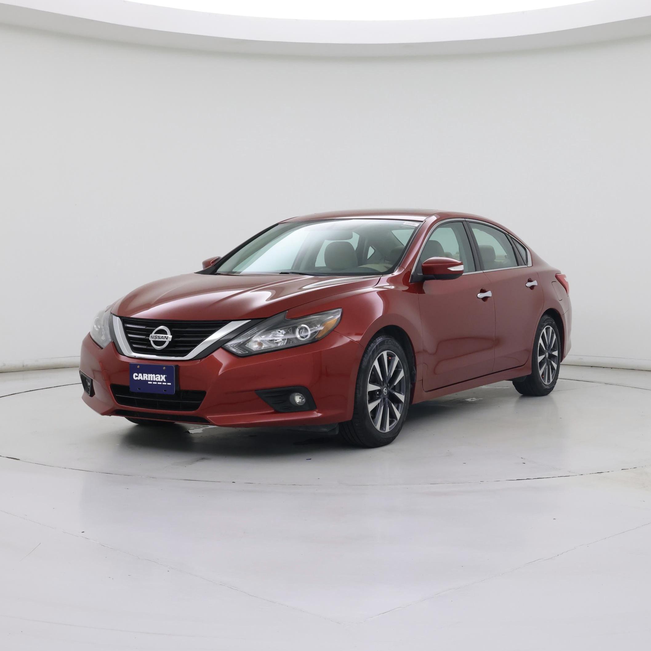 Thumbnail: 2016 Nissan Altima - 4