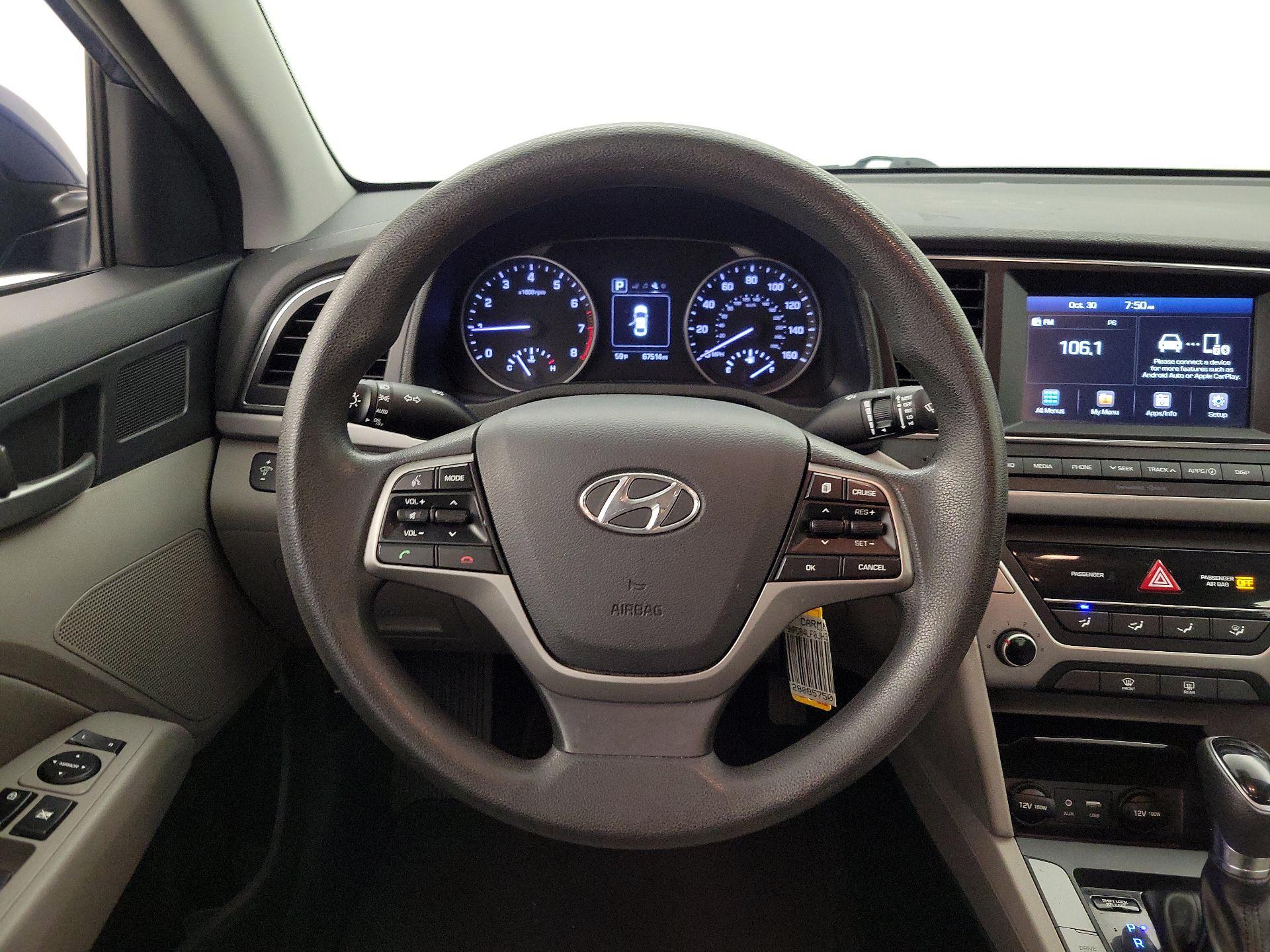 Thumbnail: 2018 Hyundai Elantra - 10