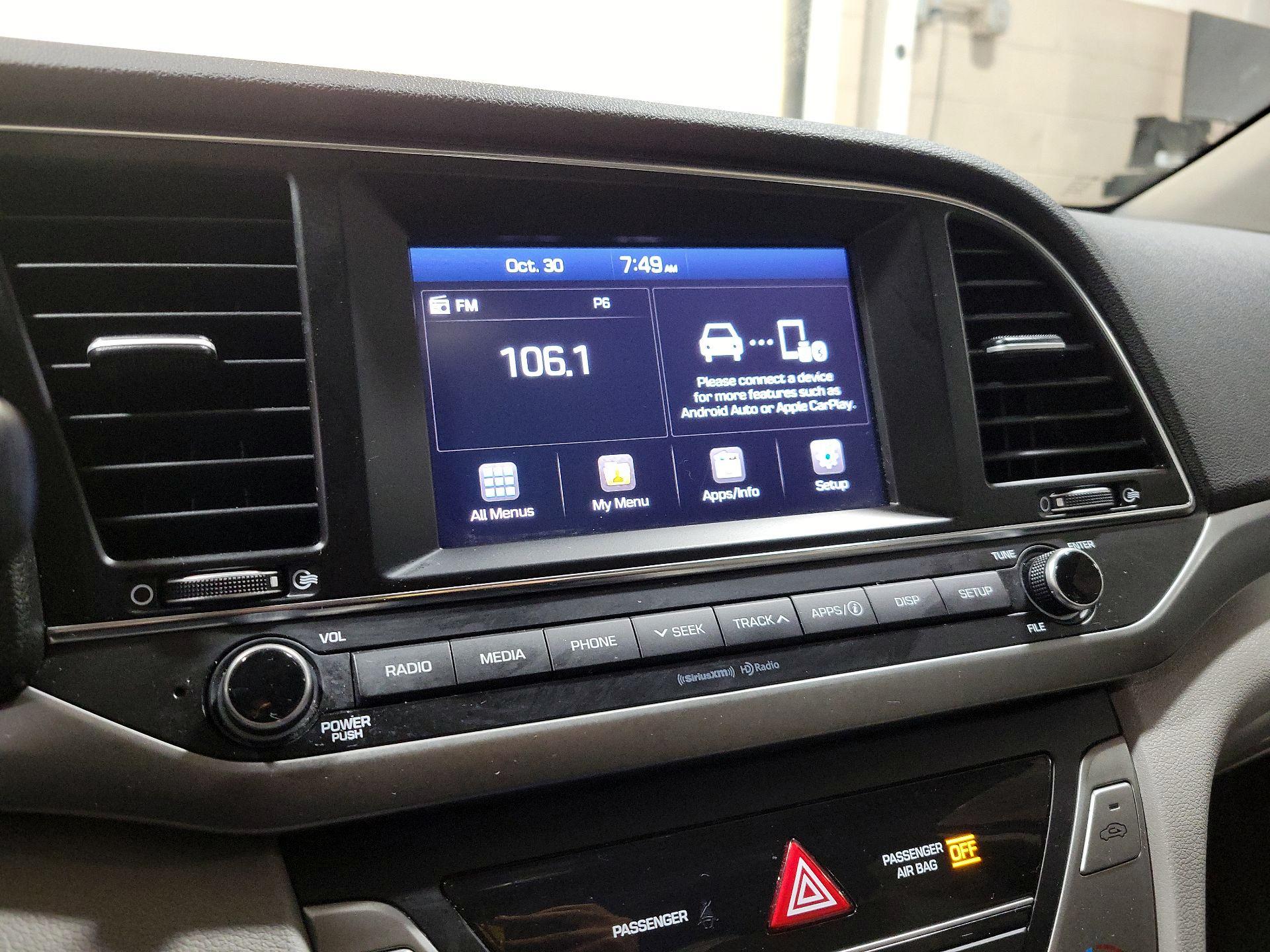 Thumbnail: 2018 Hyundai Elantra - 15