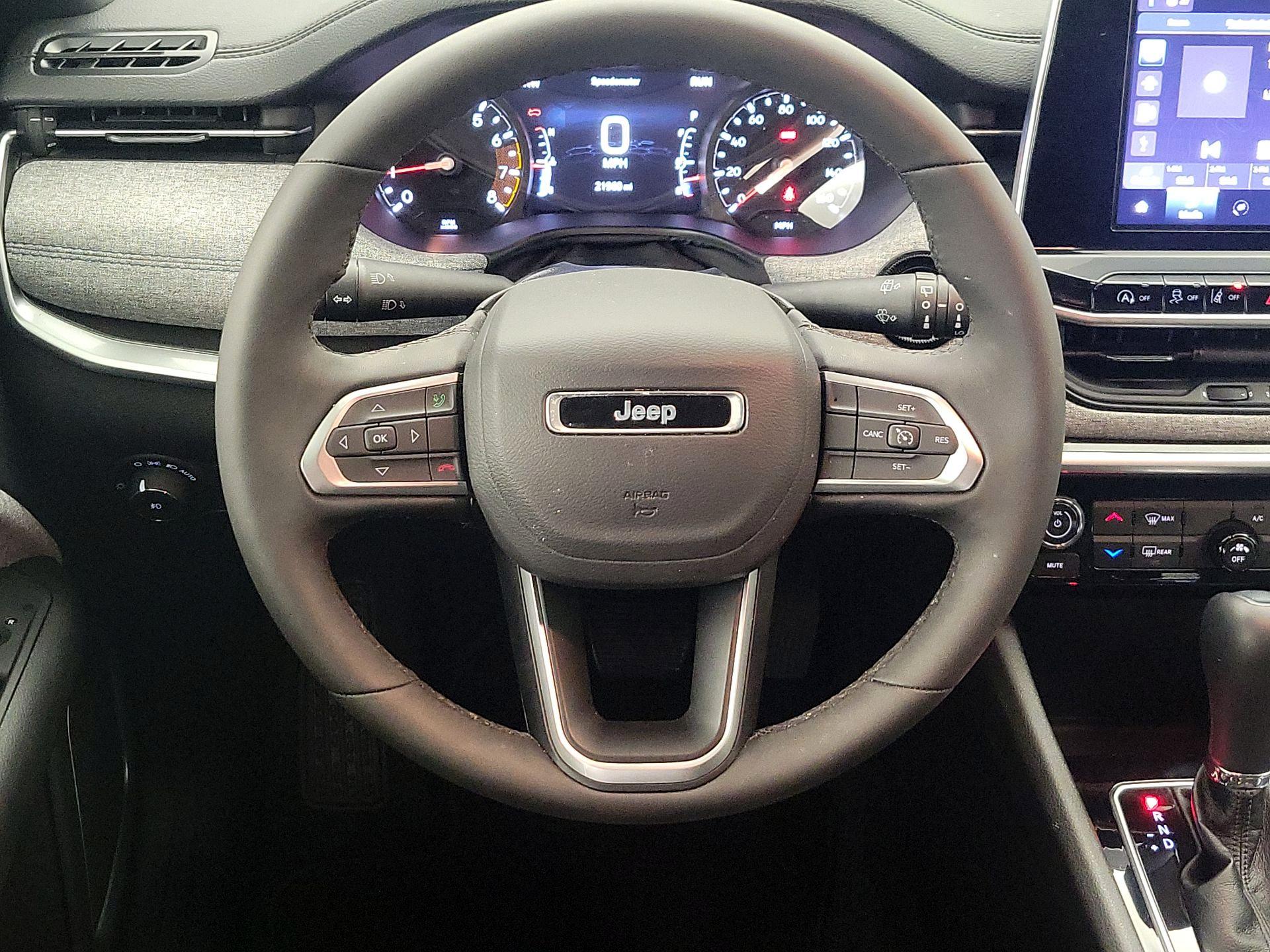 Thumbnail: 2025 Jeep Compass - 10