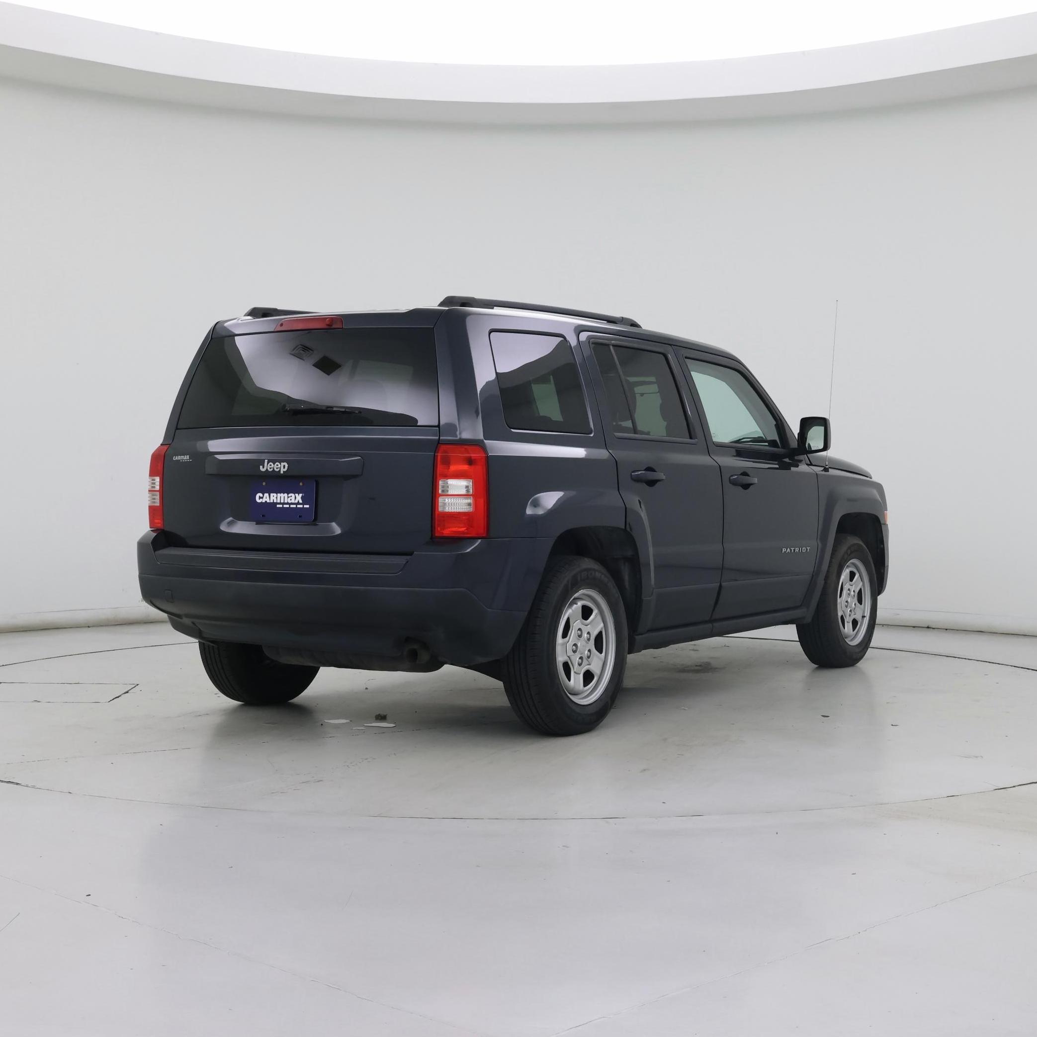 Thumbnail: 2014 Jeep Patriot - 8