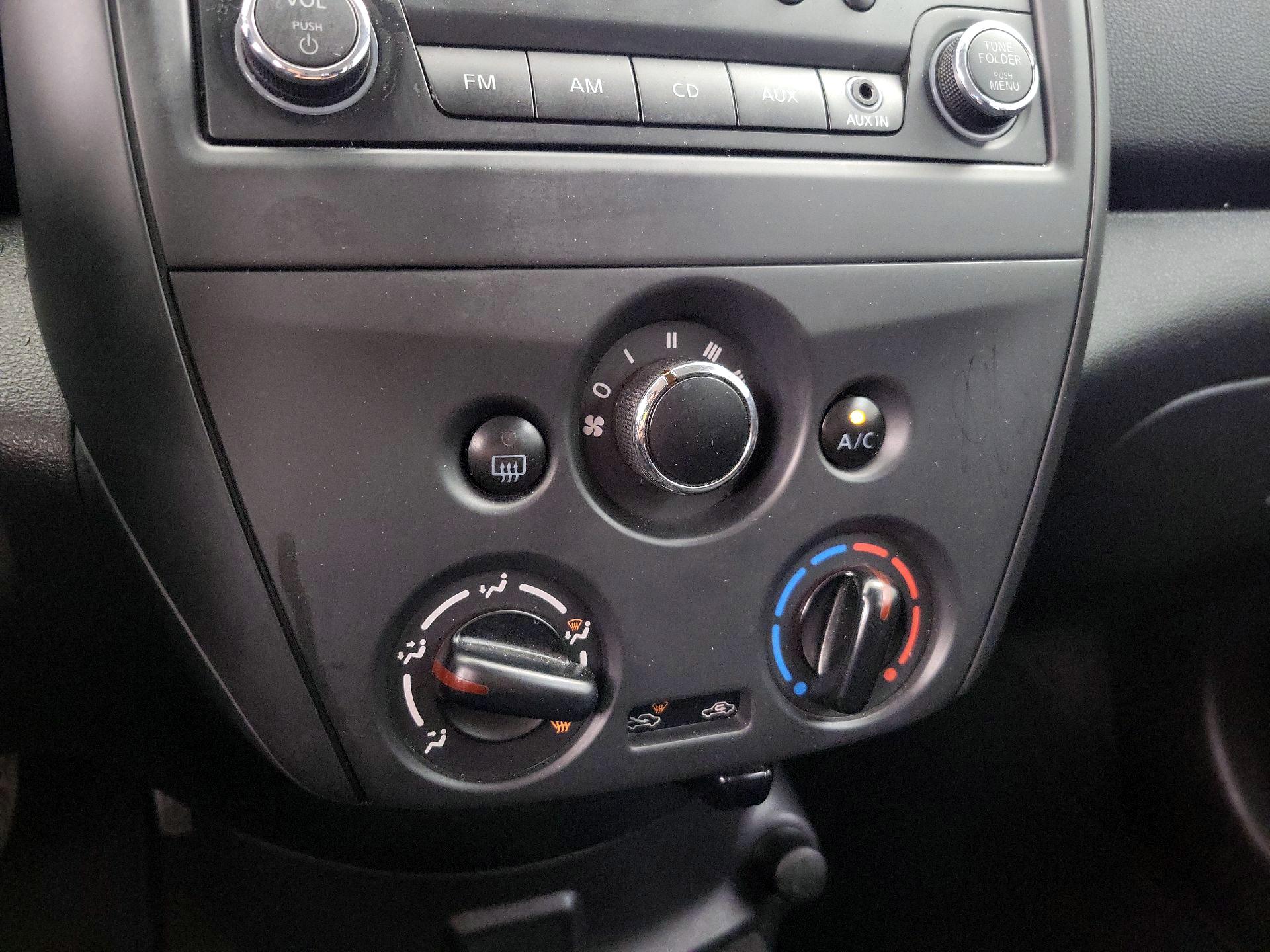 Thumbnail: 2018 Nissan Versa - 15