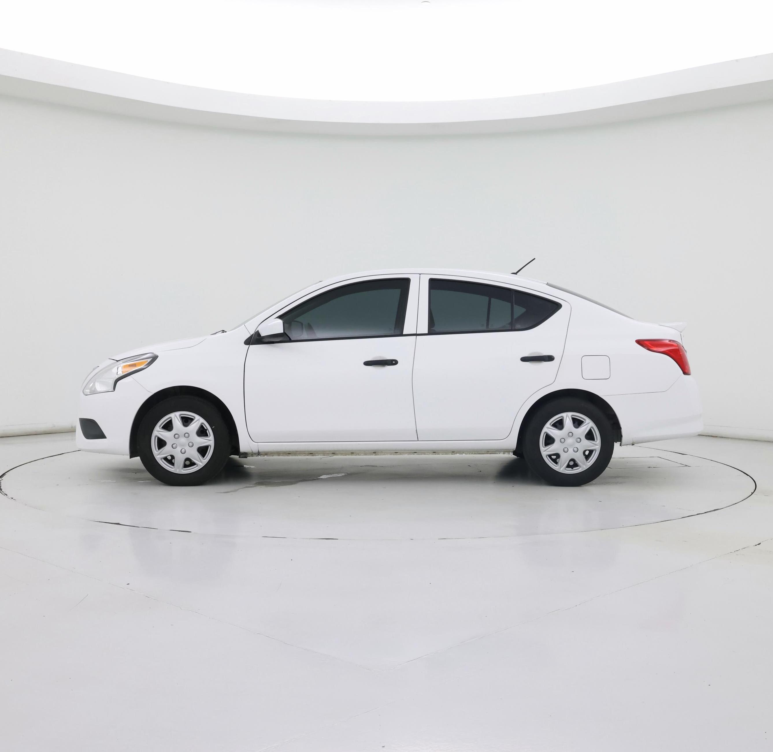 Thumbnail: 2018 Nissan Versa - 3