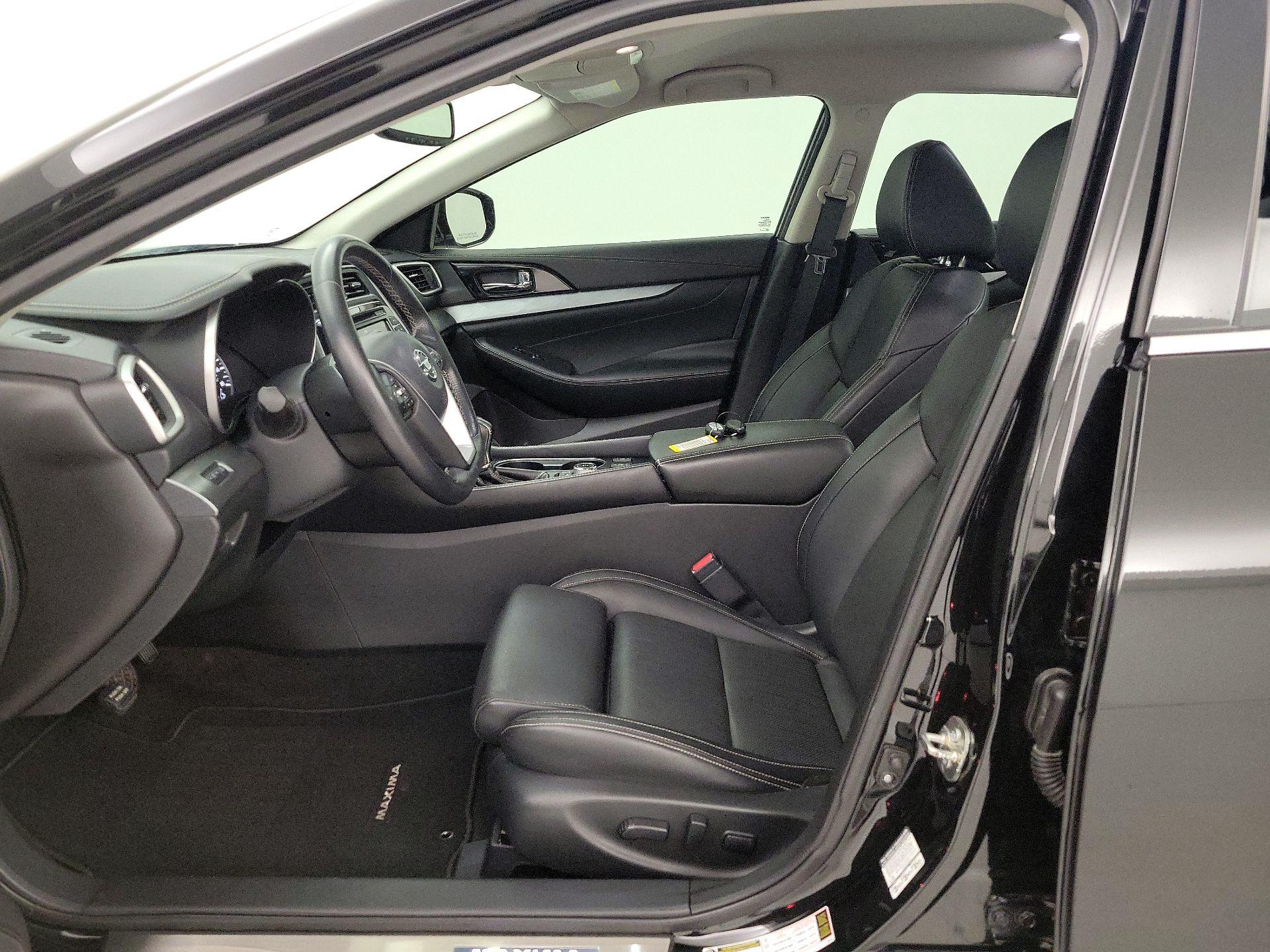 Thumbnail: 2016 Nissan Maxima - 11