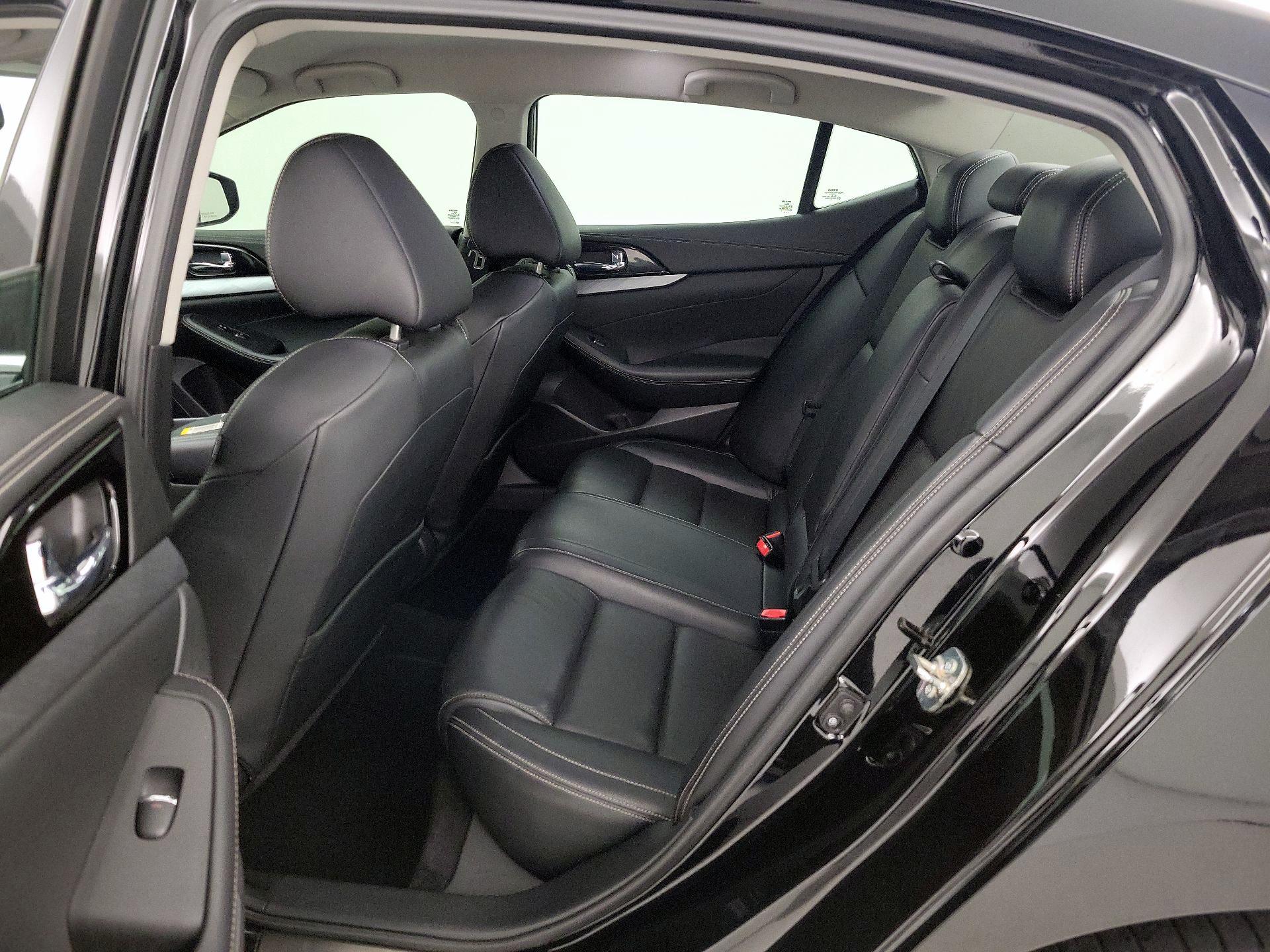 Thumbnail: 2016 Nissan Maxima - 18