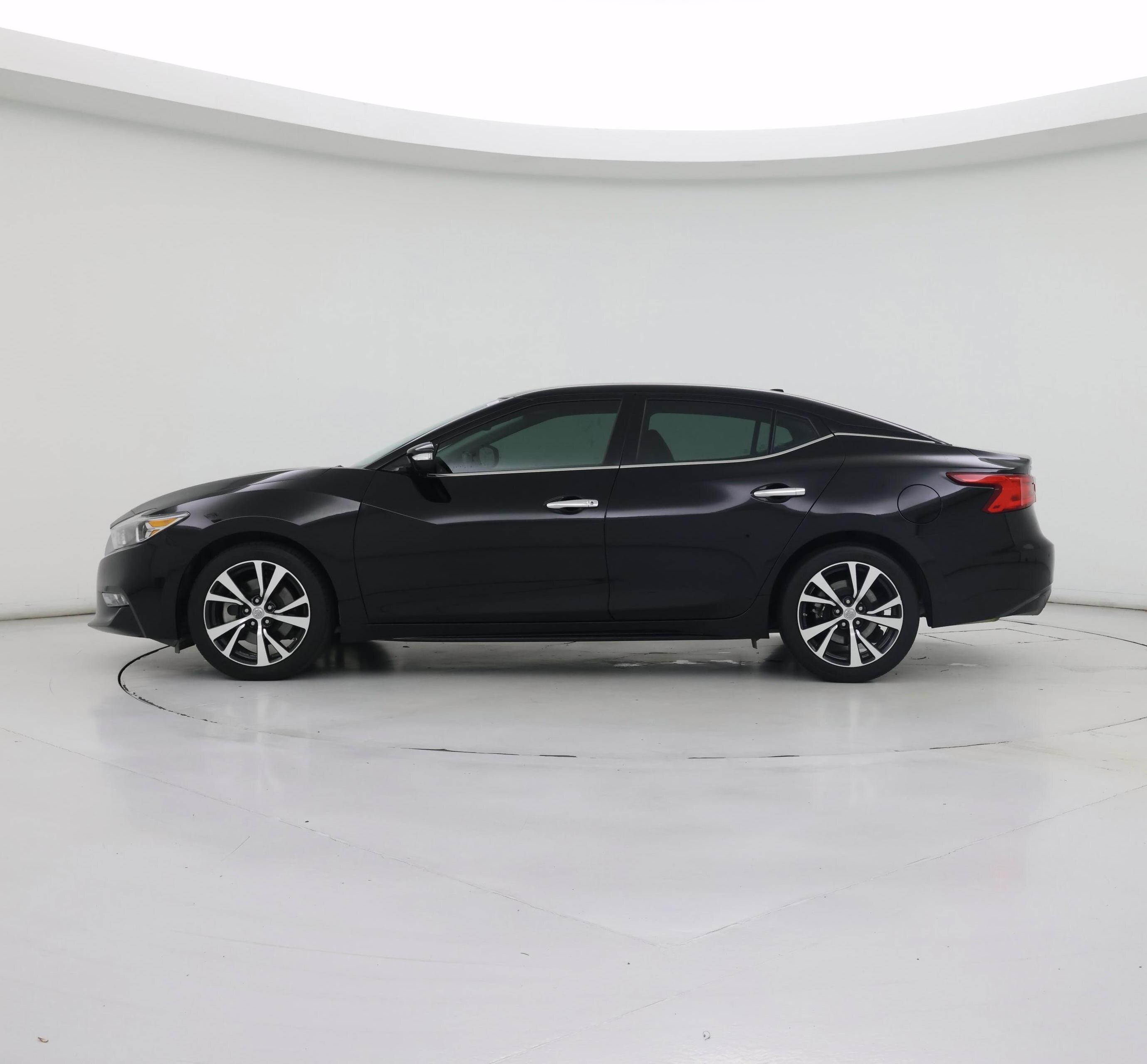 Thumbnail: 2016 Nissan Maxima - 3