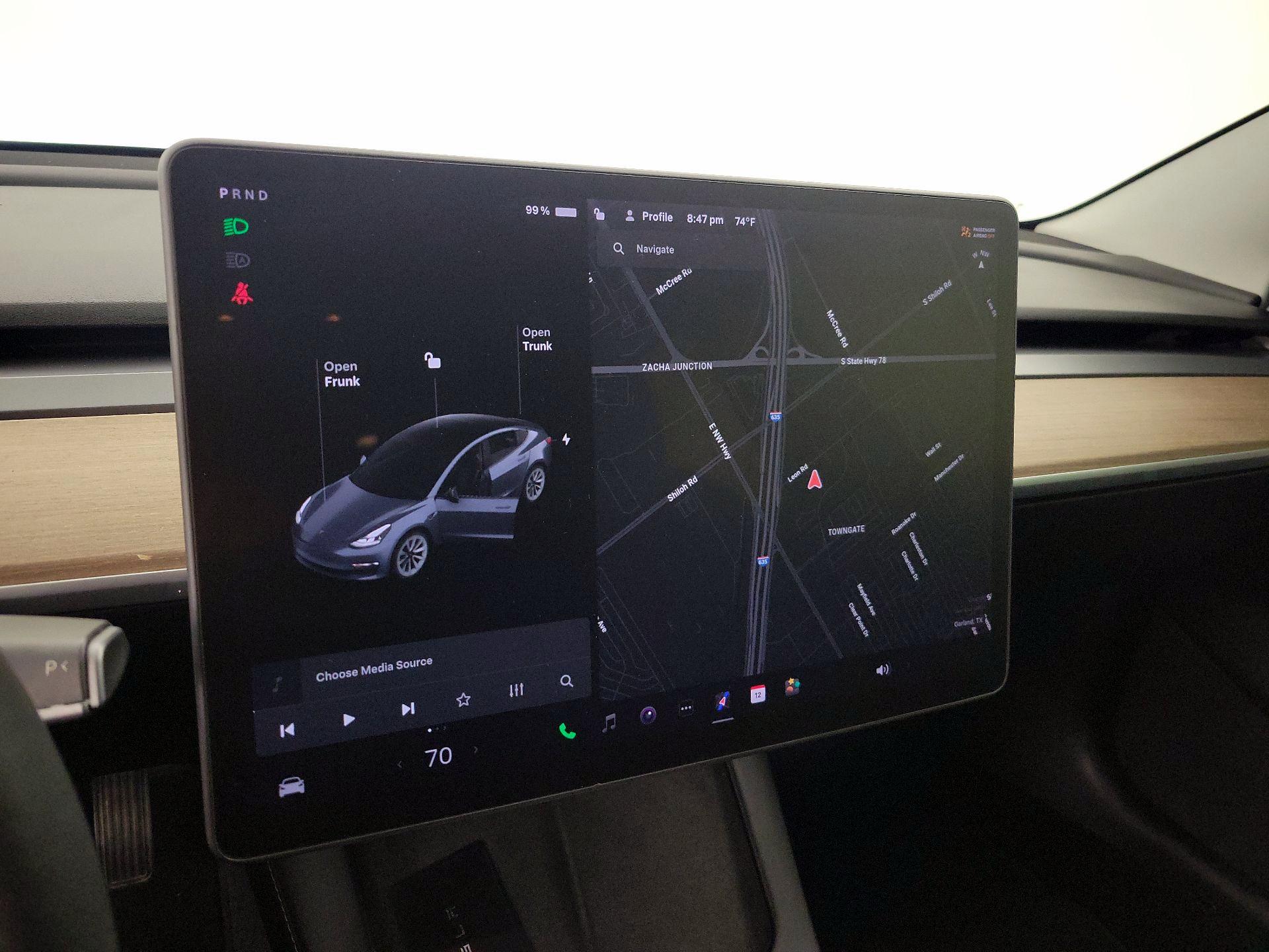 Thumbnail: 2022 Tesla Model 3 - 13