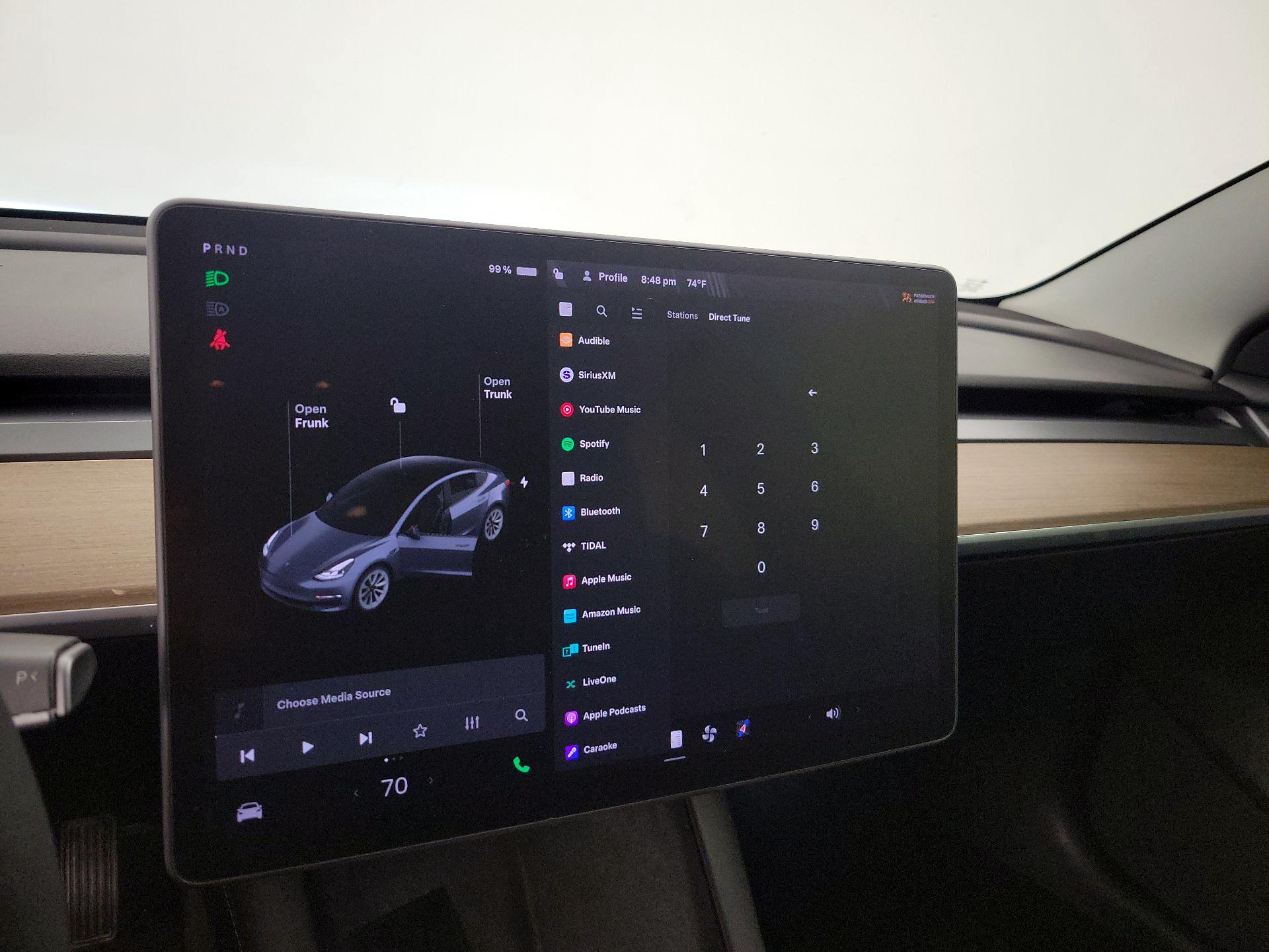 Thumbnail: 2022 Tesla Model 3 - 15