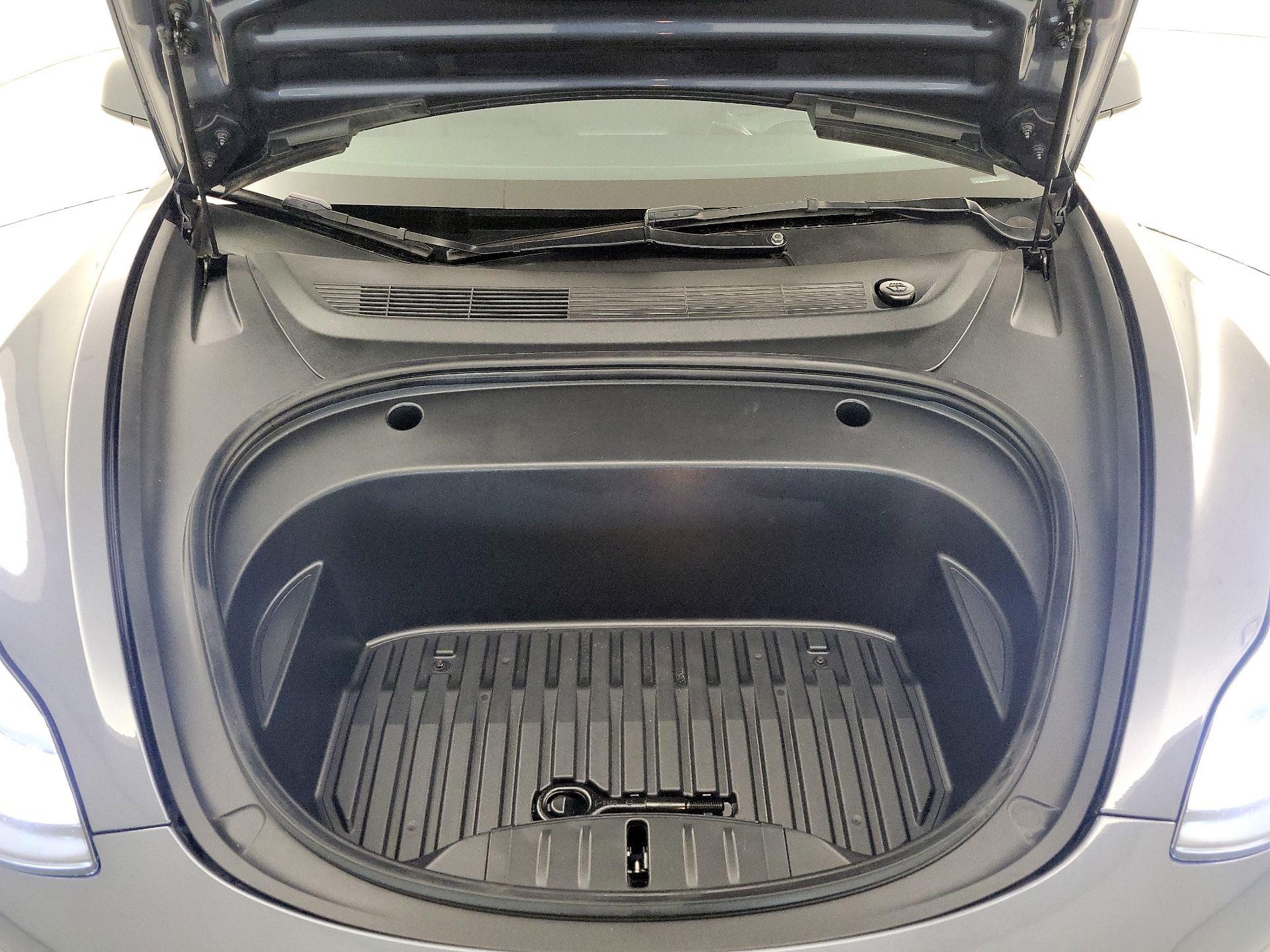 Thumbnail: 2022 Tesla Model 3 - 20