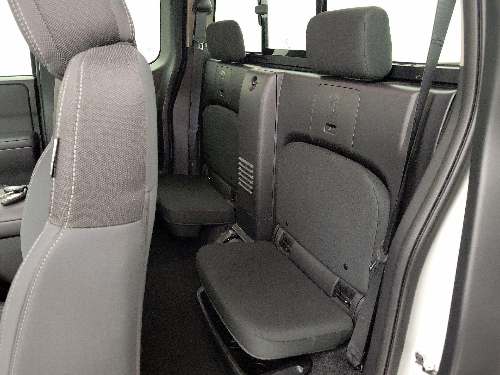 Thumbnail: 2023 Nissan Frontier - 19