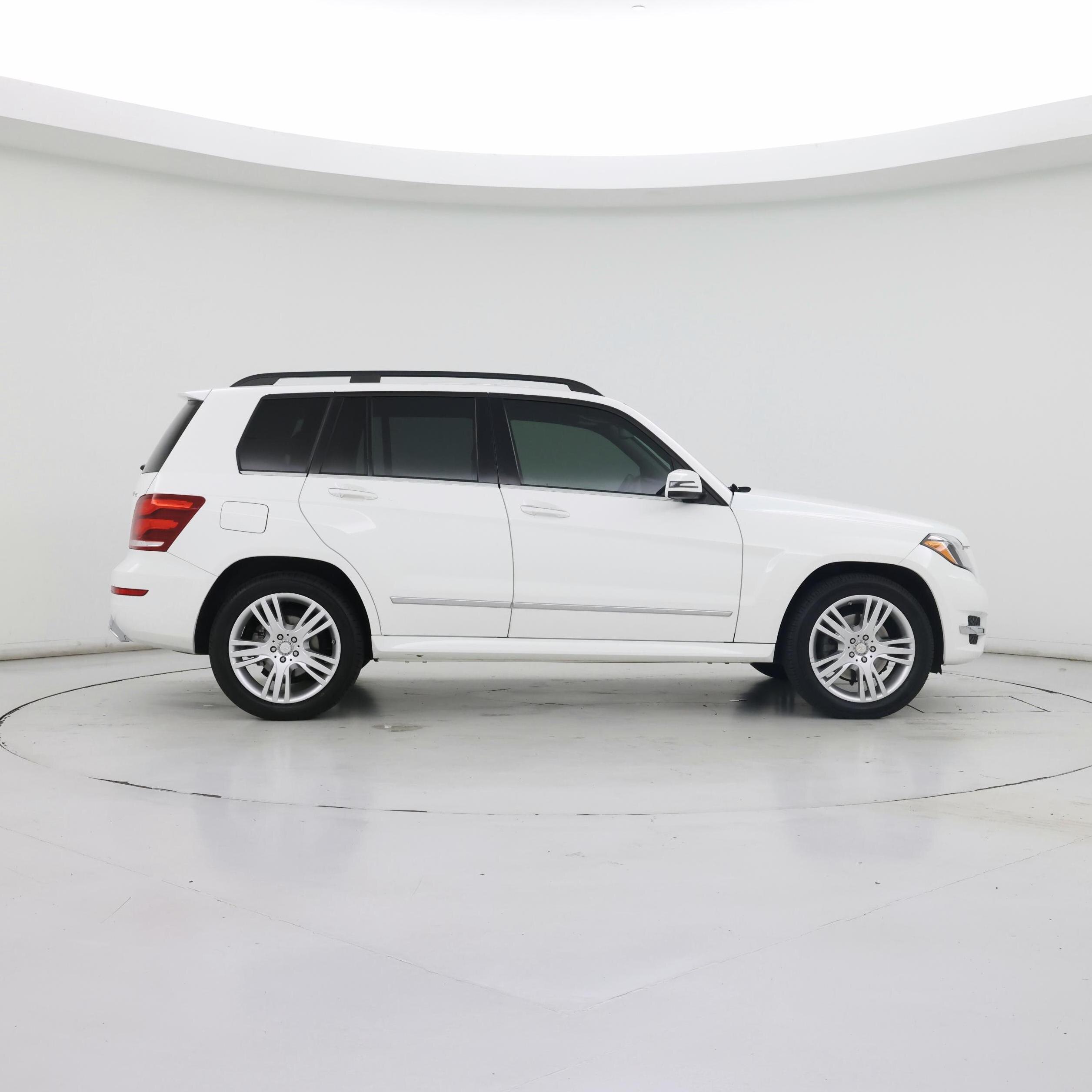 Thumbnail: 2015 Mercedes-Benz GLK - 7