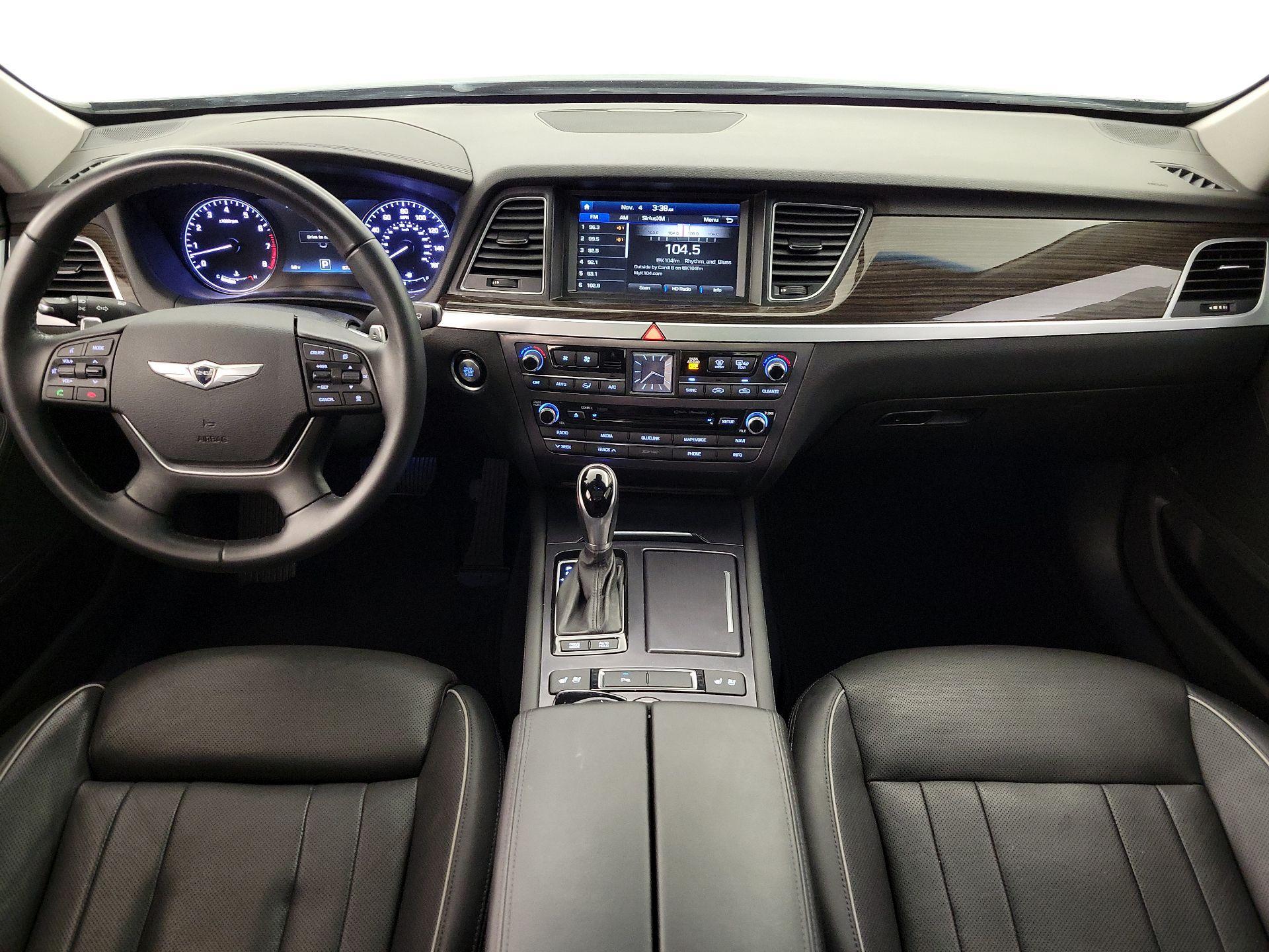 Thumbnail: 2015 Hyundai Genesis - 9