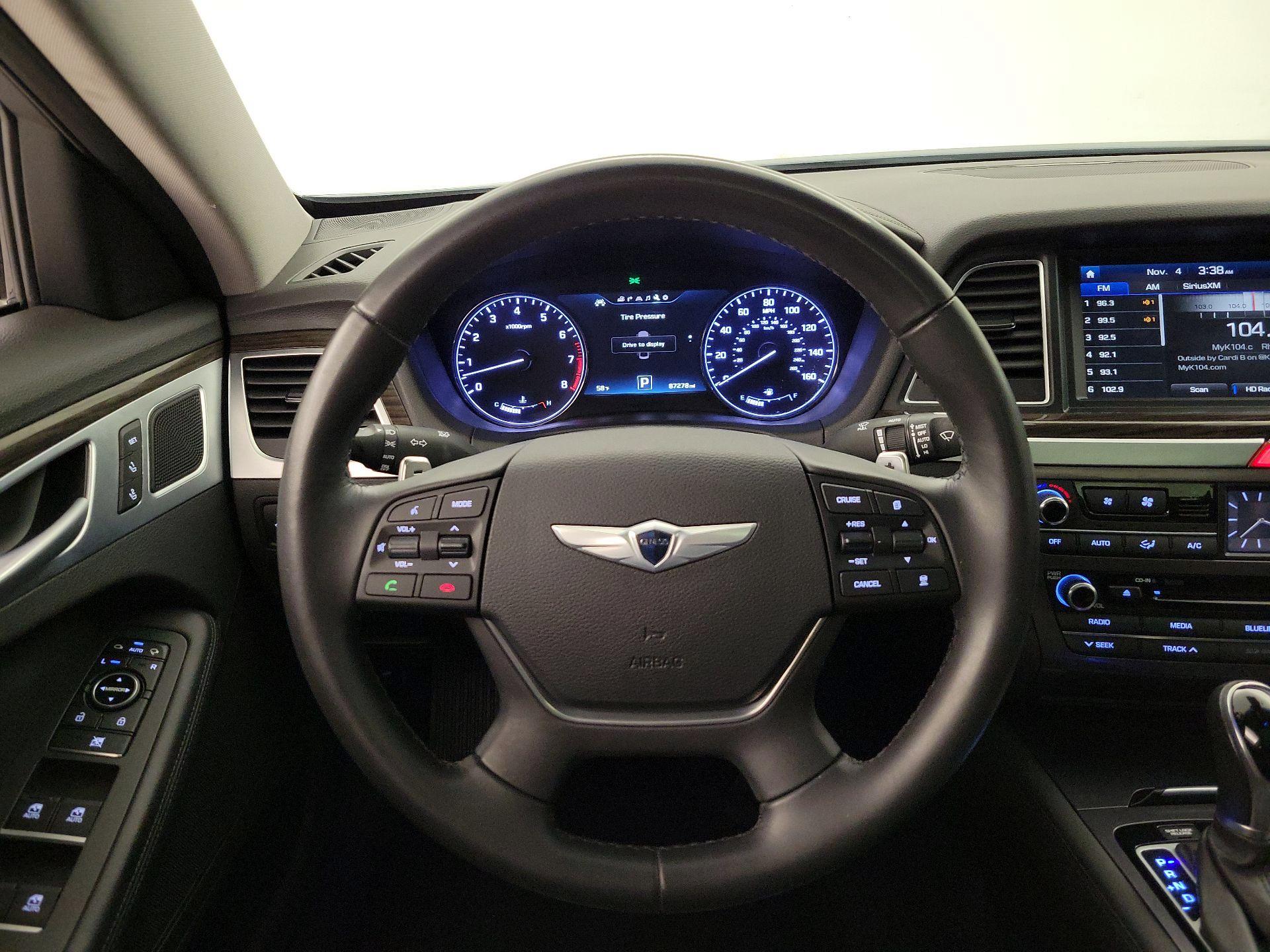 Thumbnail: 2015 Hyundai Genesis - 10