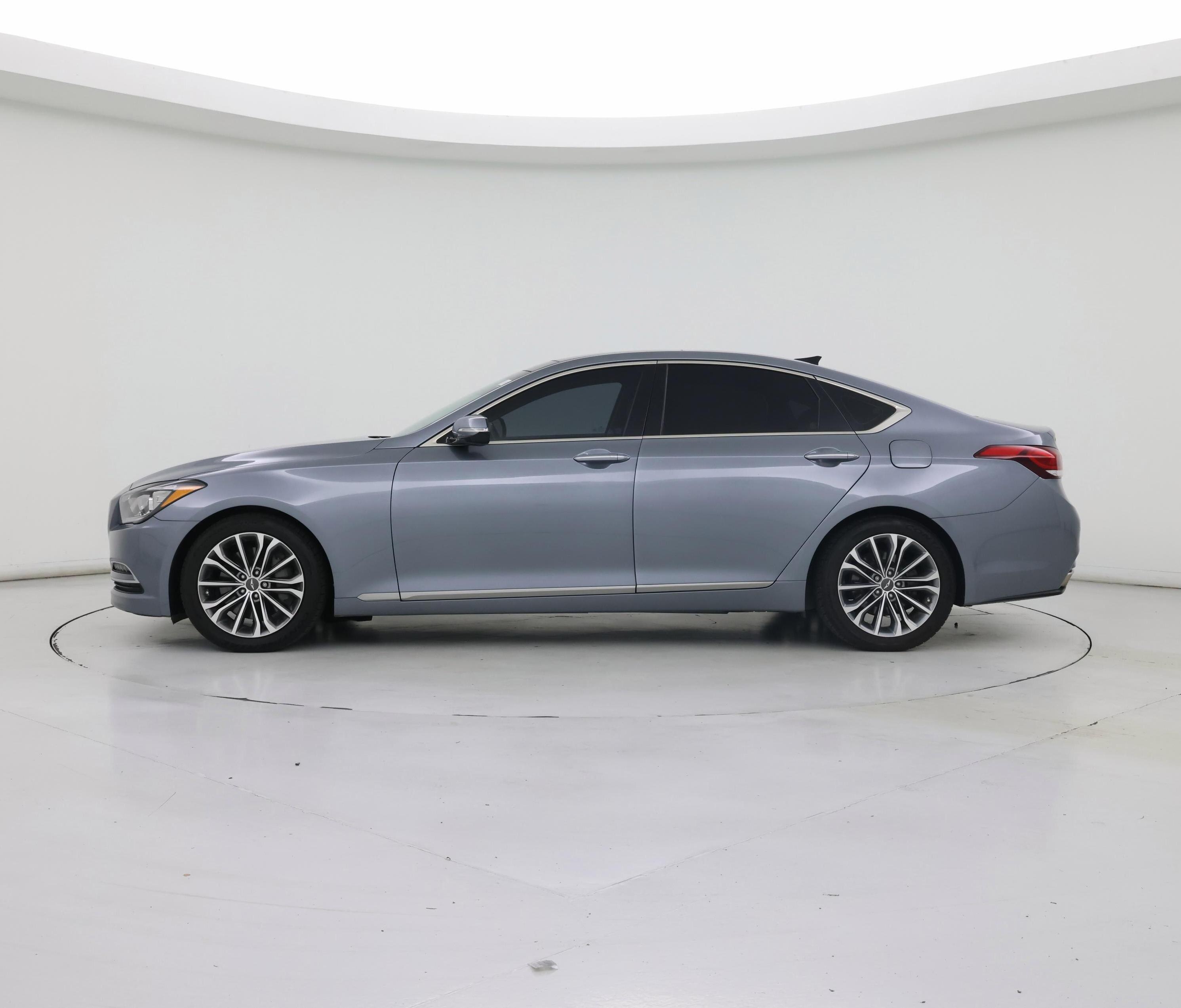 Thumbnail: 2015 Hyundai Genesis - 3