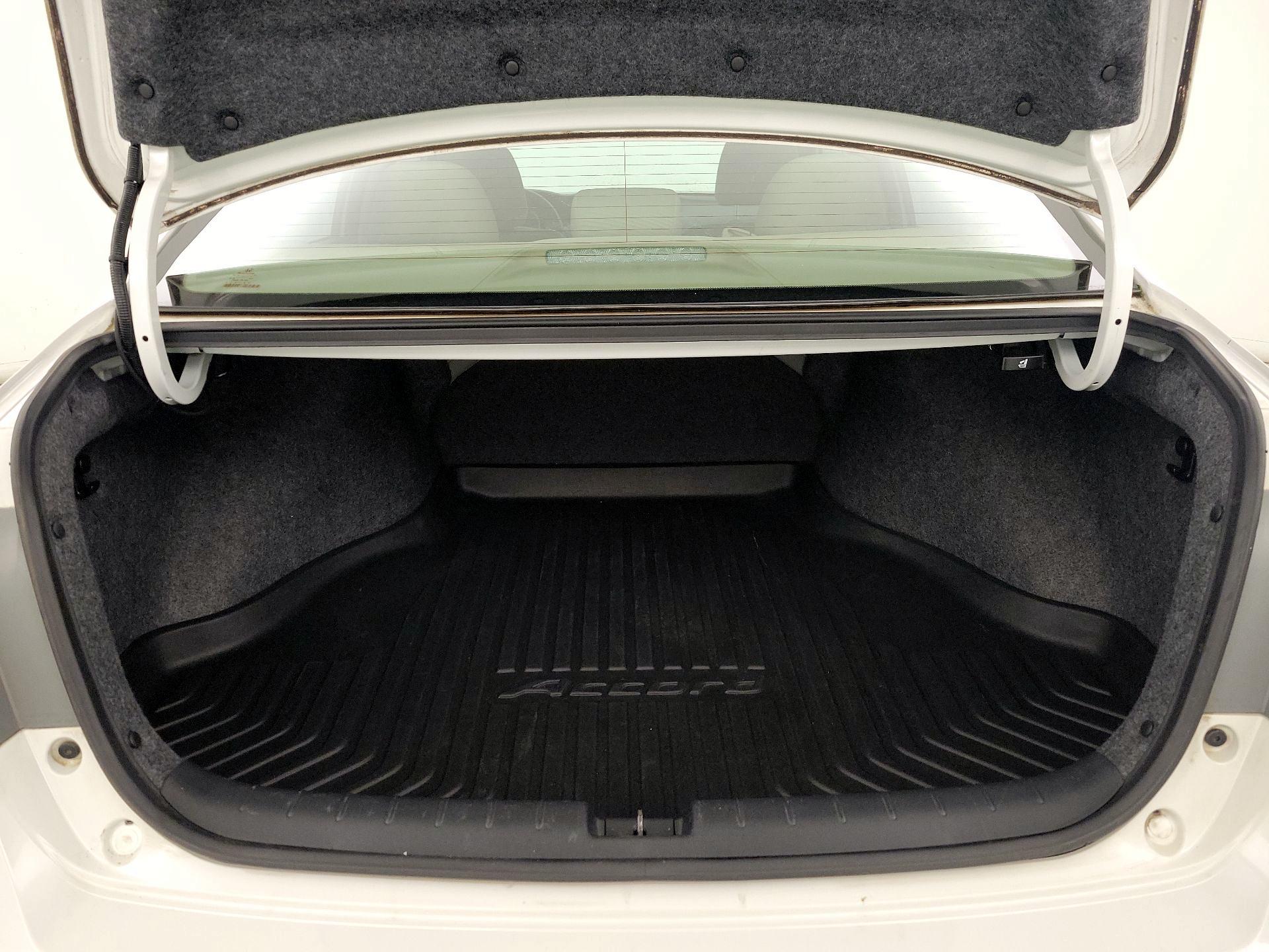 Thumbnail: 2015 Honda Accord - 19