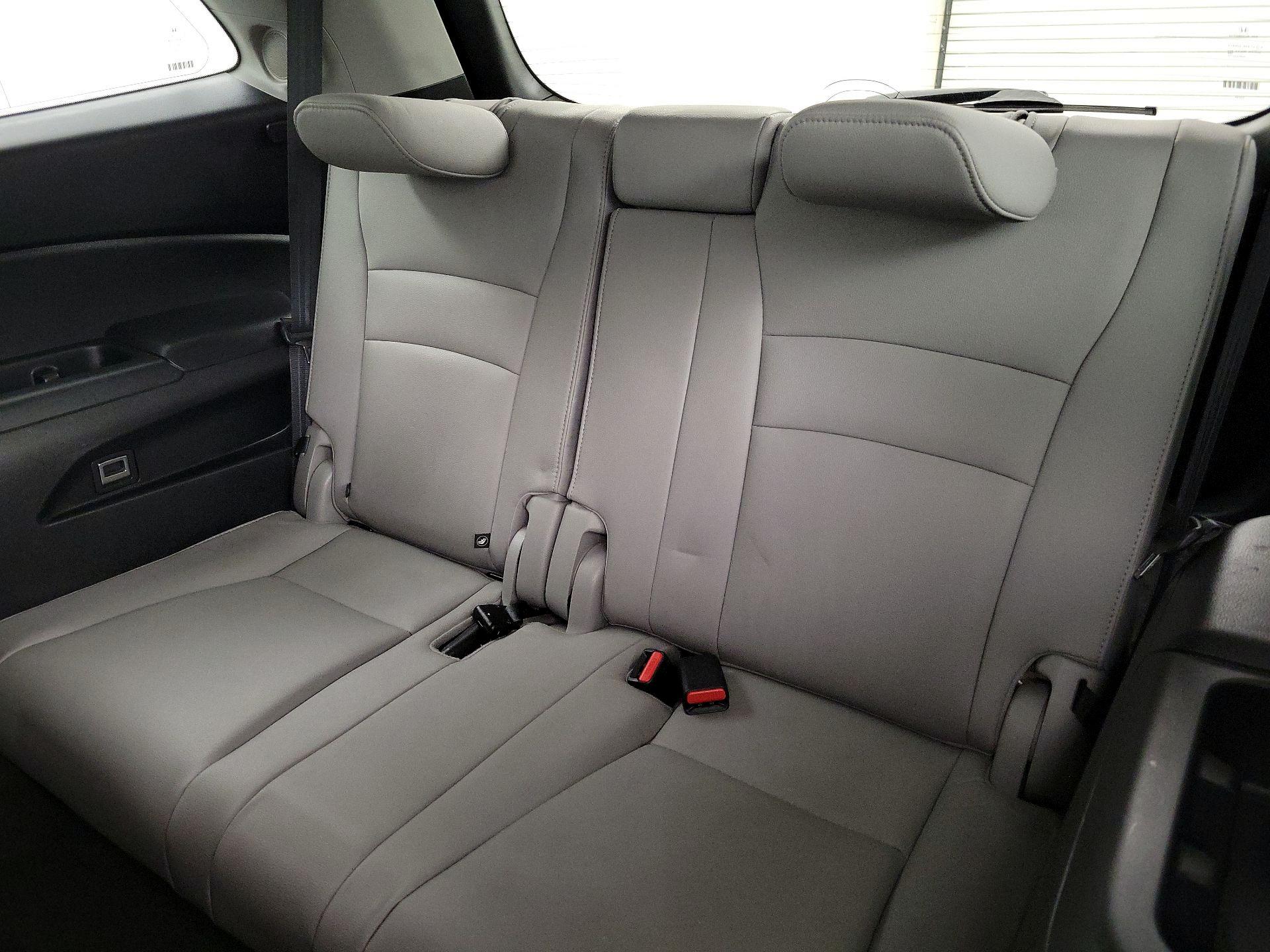 Thumbnail: 2018 Honda Pilot - 20