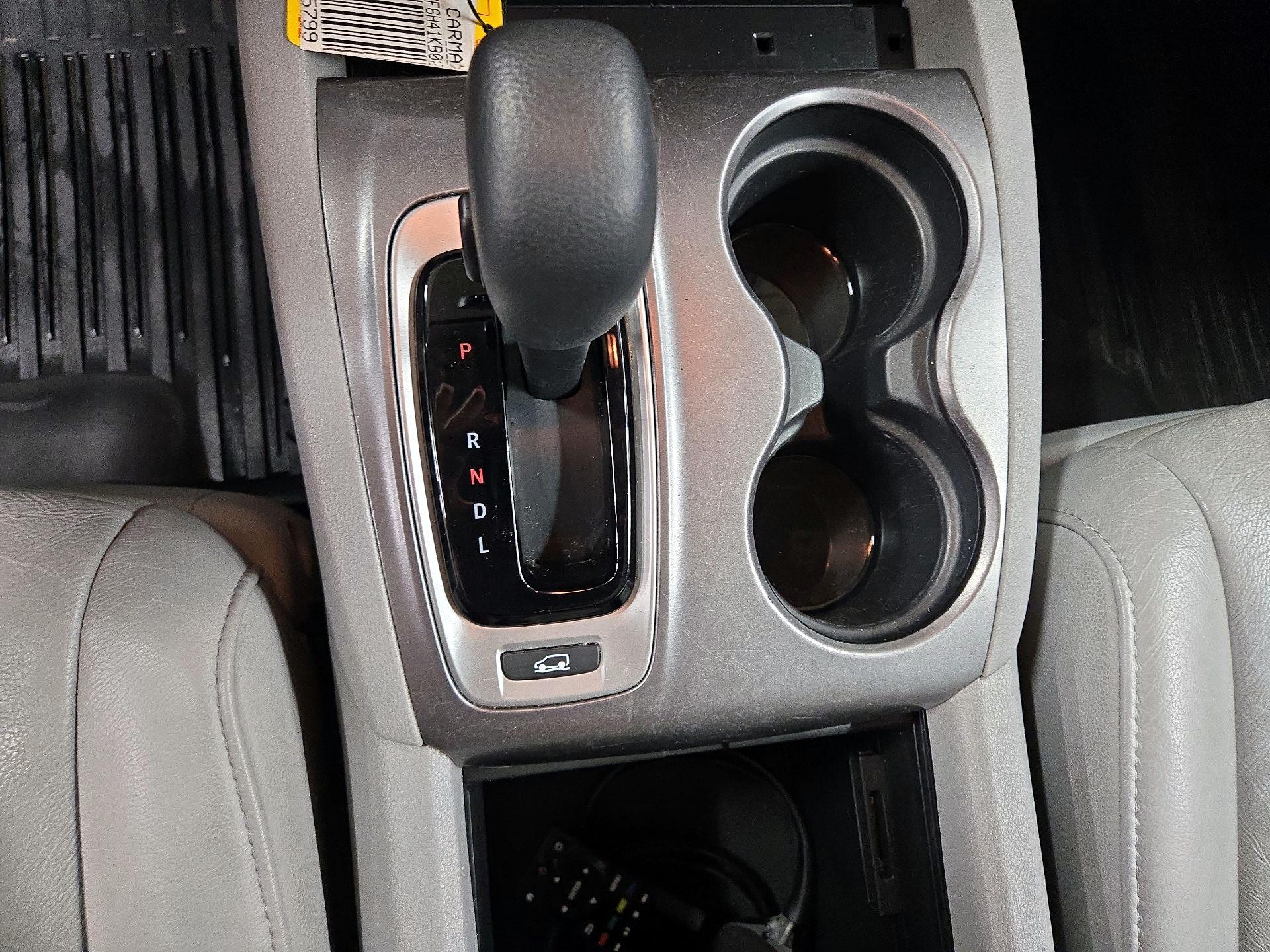 Thumbnail: 2019 Honda Pilot - 16