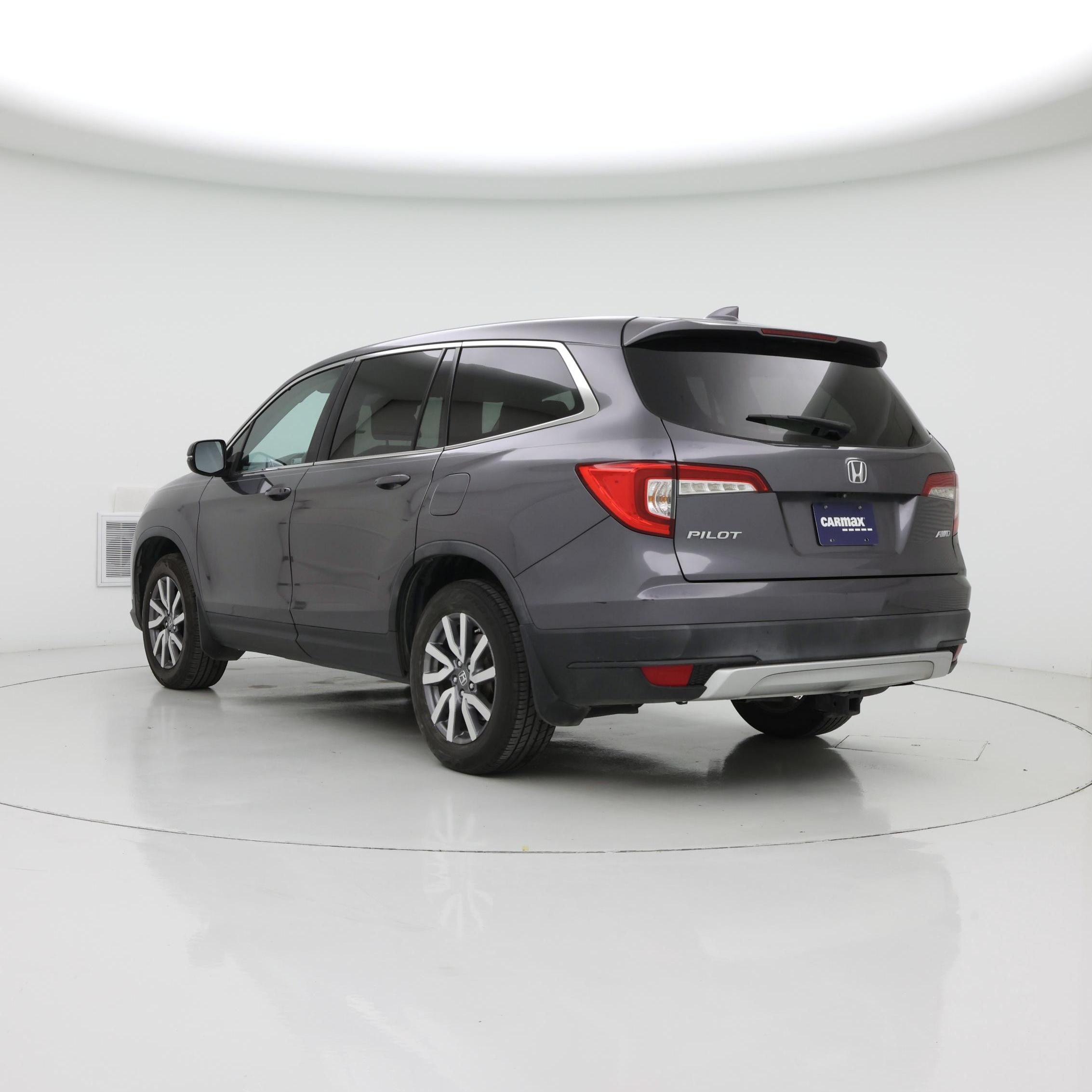 Thumbnail: 2019 Honda Pilot - 2