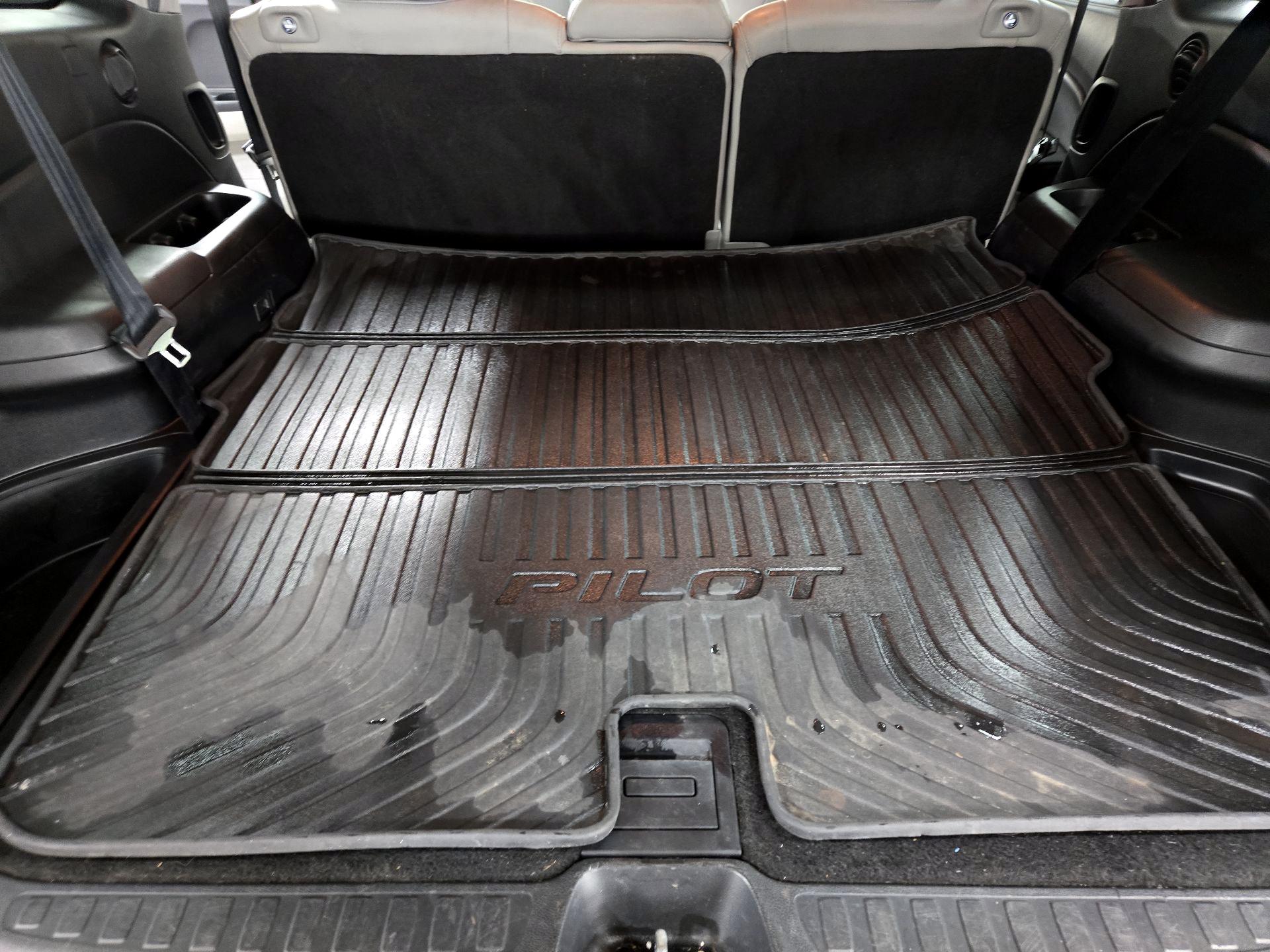 Thumbnail: 2019 Honda Pilot - 19