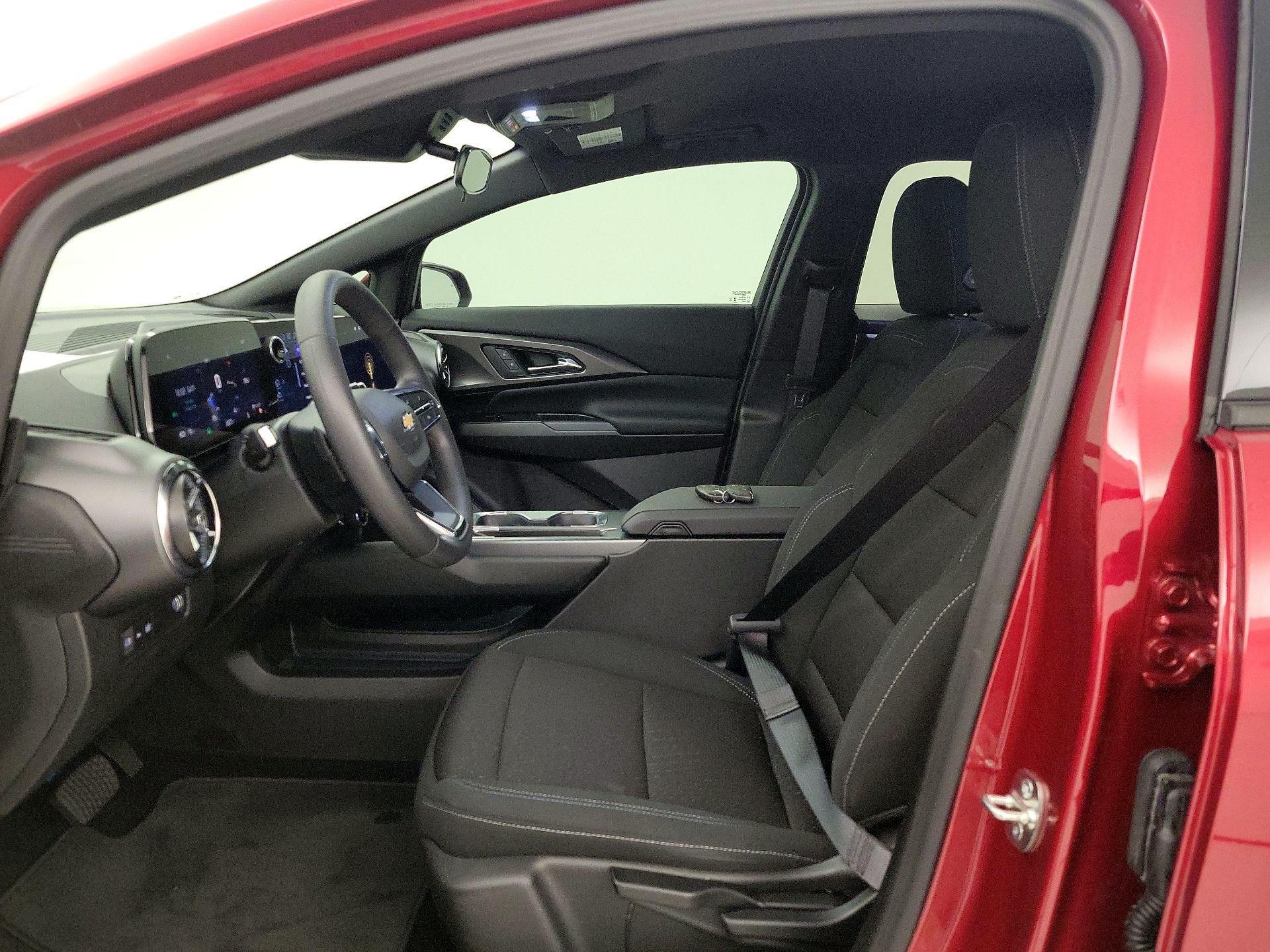 Thumbnail: 2025 Chevrolet Equinox - 11