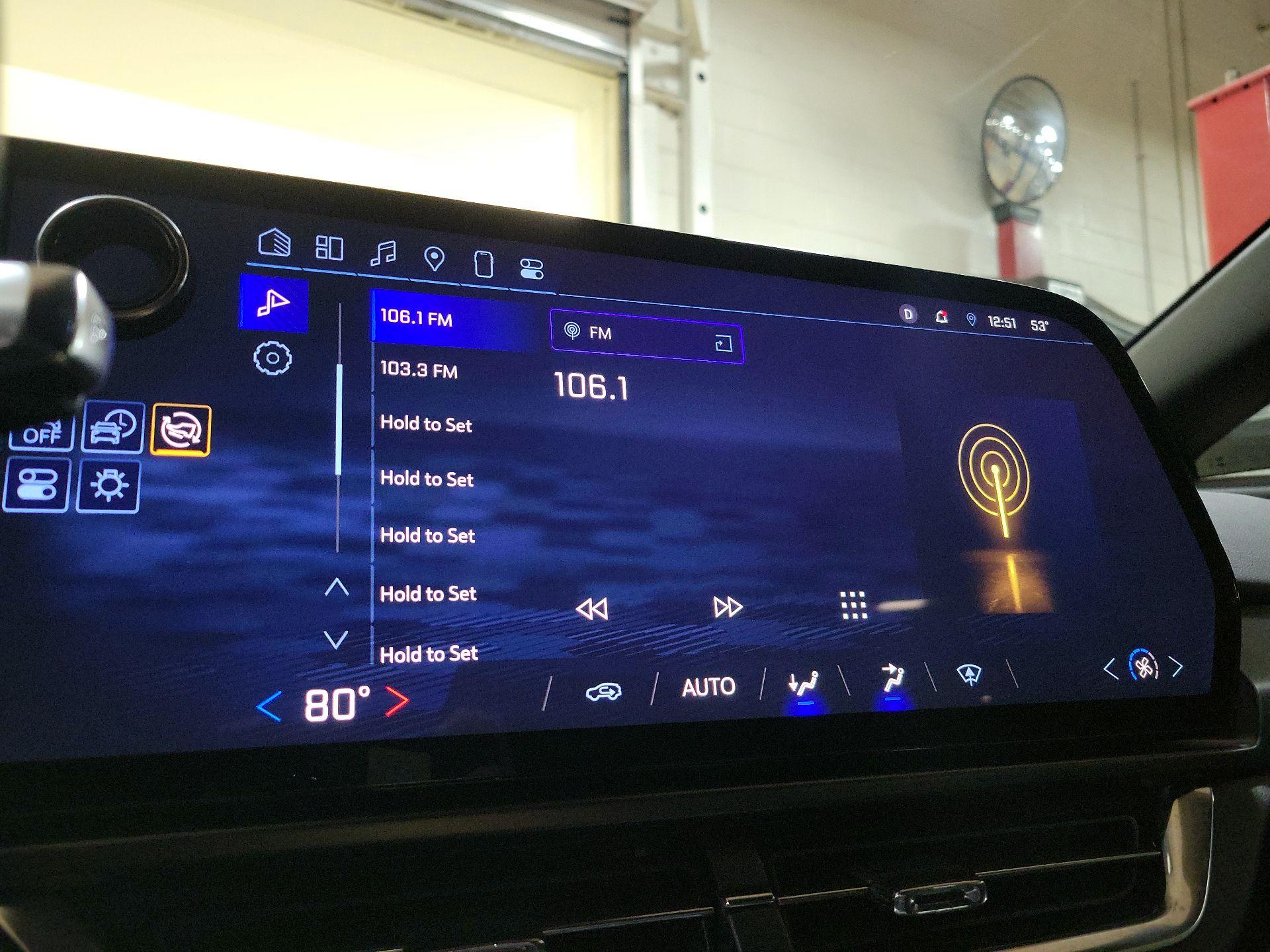 Thumbnail: 2025 Chevrolet Equinox - 15