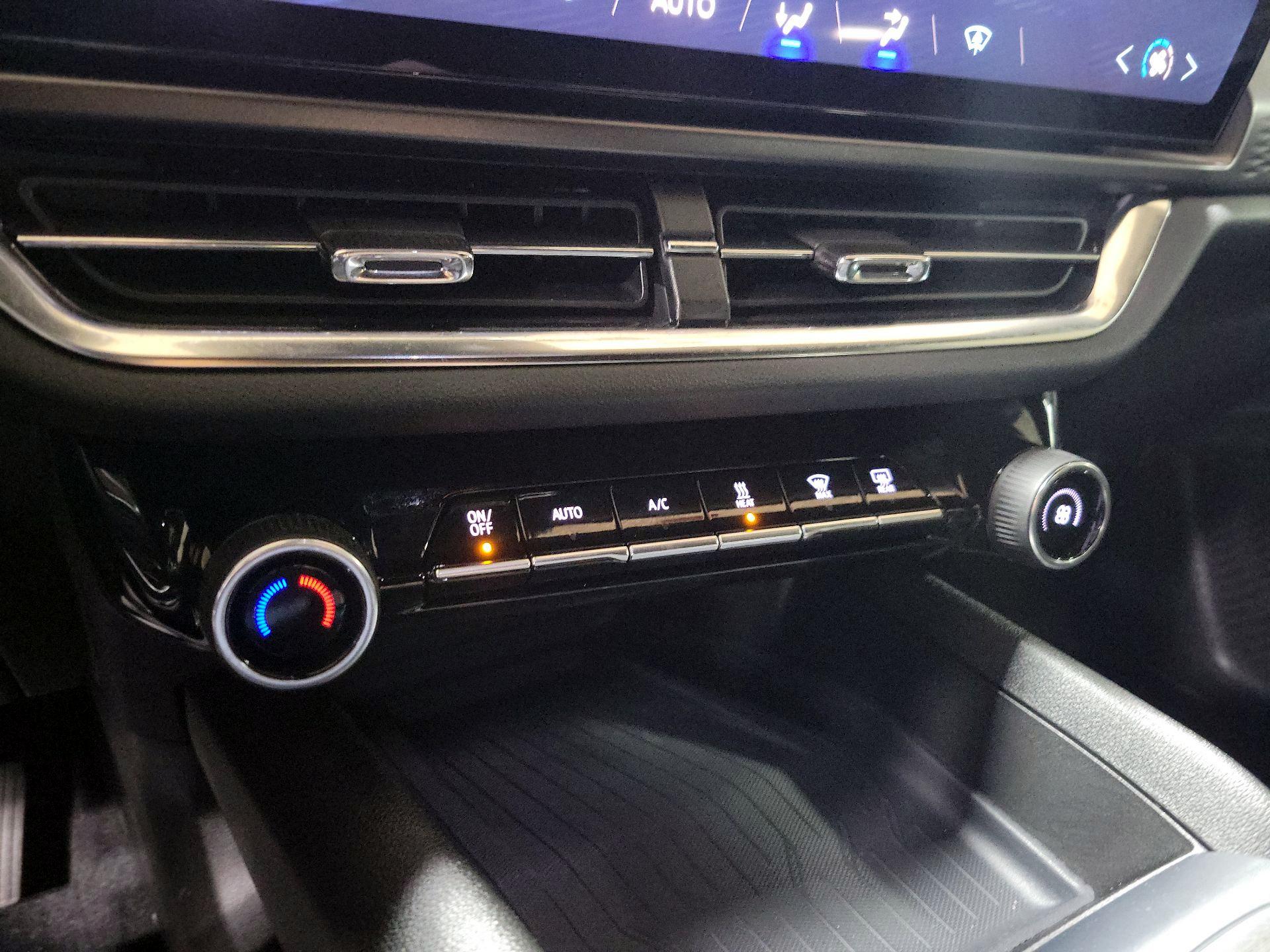 Thumbnail: 2025 Chevrolet Equinox - 16