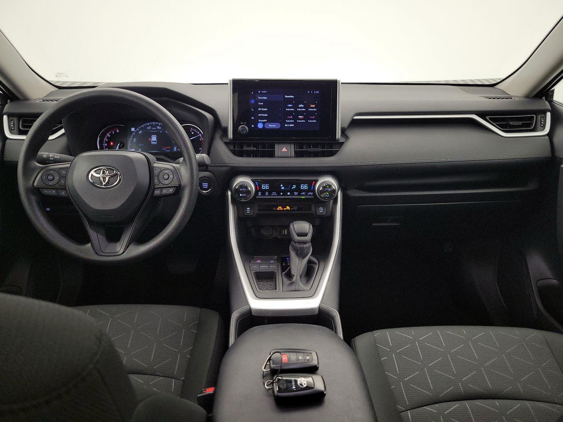 Thumbnail: 2025 Toyota RAV4 - 9