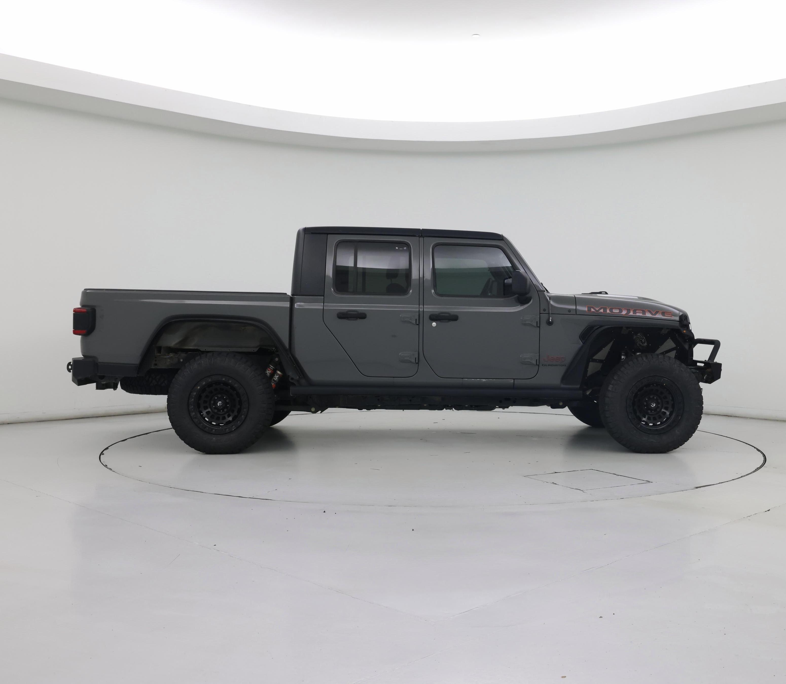 Thumbnail: 2021 Jeep Gladiator - 7