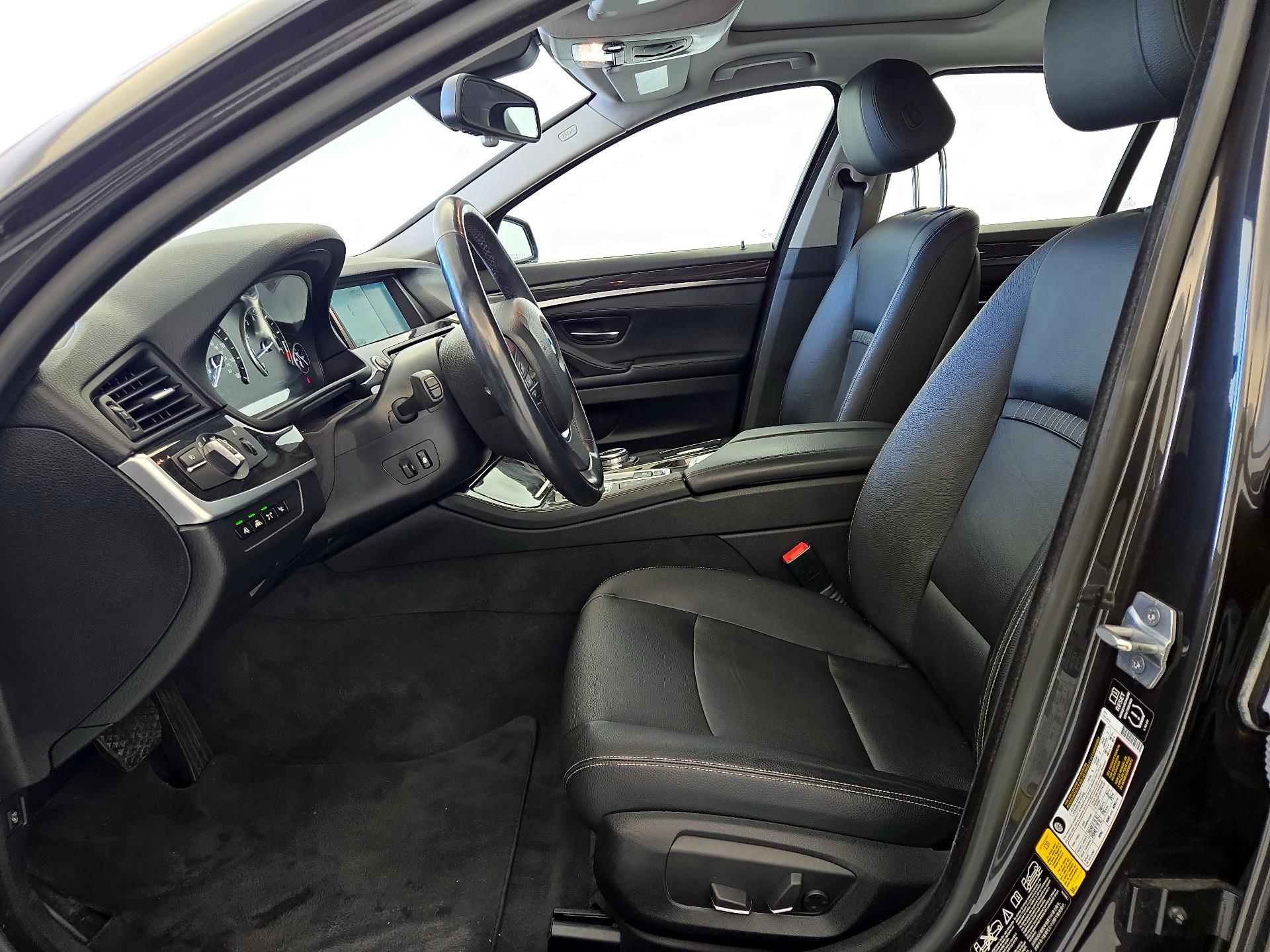 Thumbnail: 2014 BMW 5 Series - 11