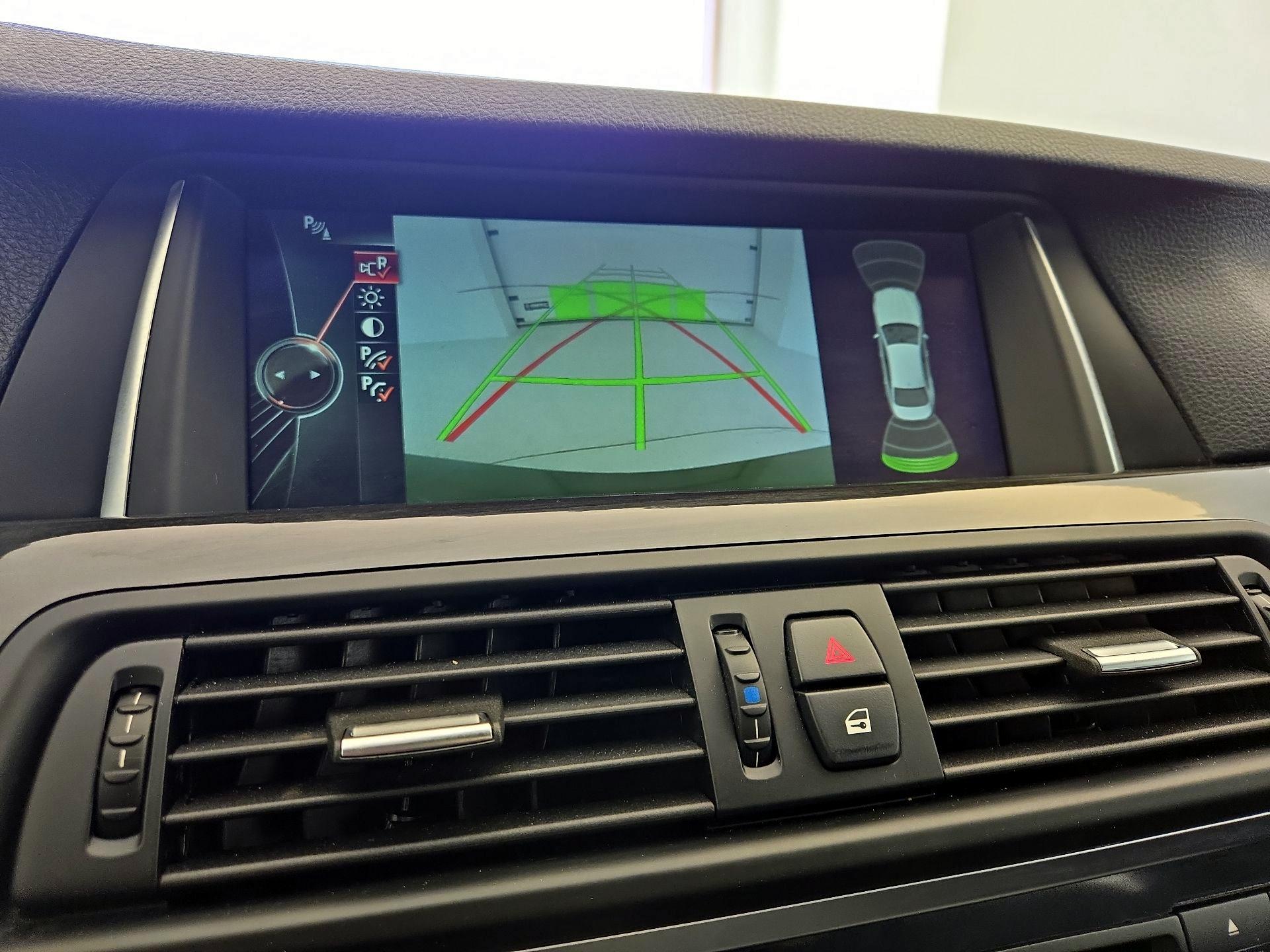 Thumbnail: 2014 BMW 5 Series - 15