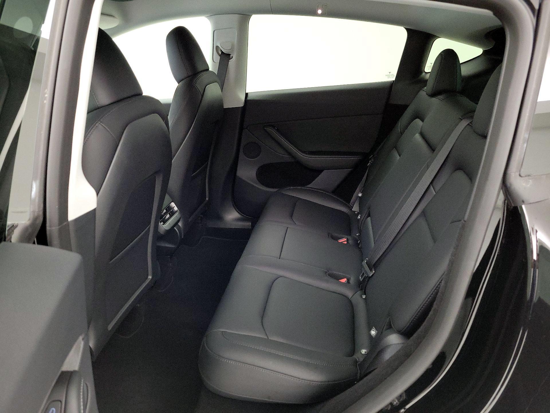 Thumbnail: 2025 Tesla Model Y - 19