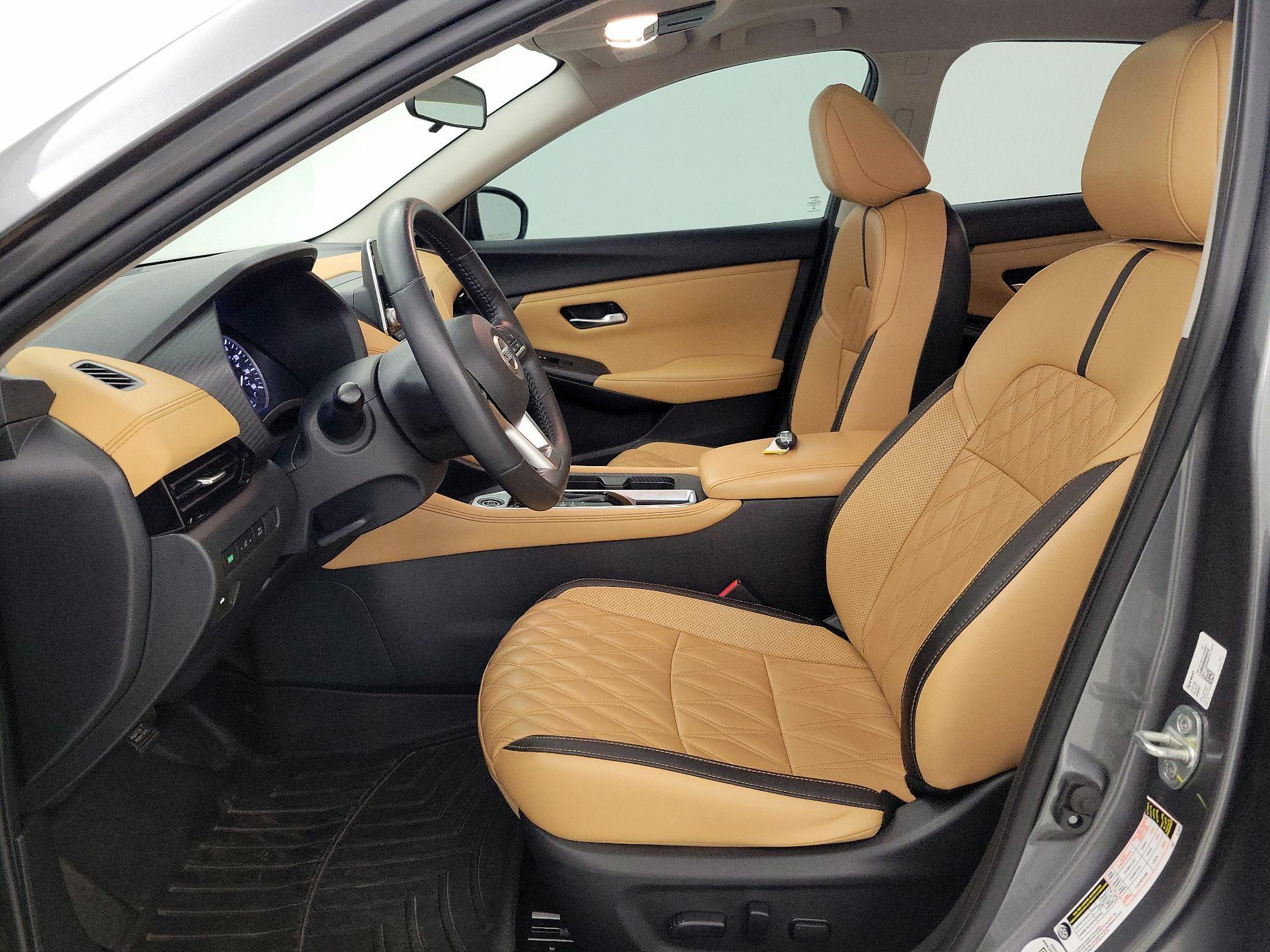 Thumbnail: 2023 Nissan Sentra - 11