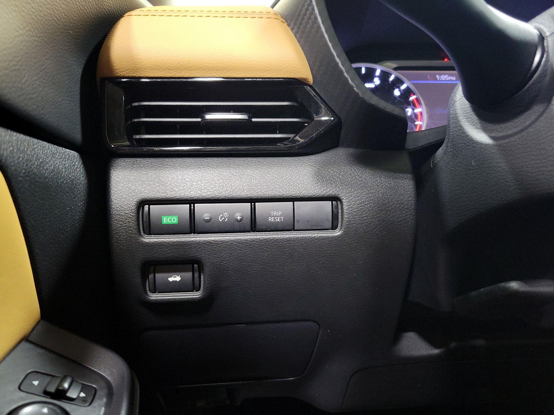 Thumbnail: 2023 Nissan Sentra - 13