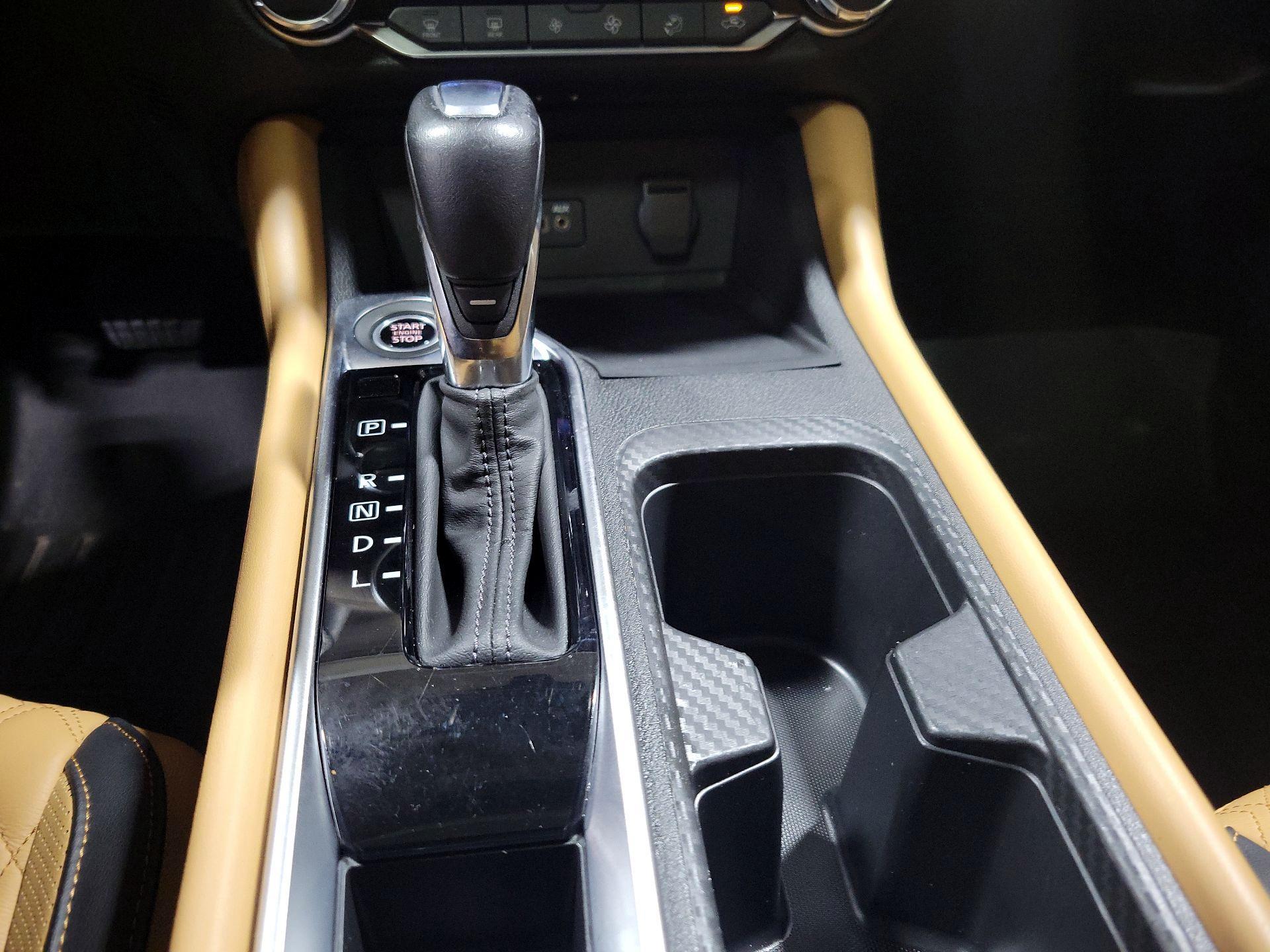 Thumbnail: 2023 Nissan Sentra - 17