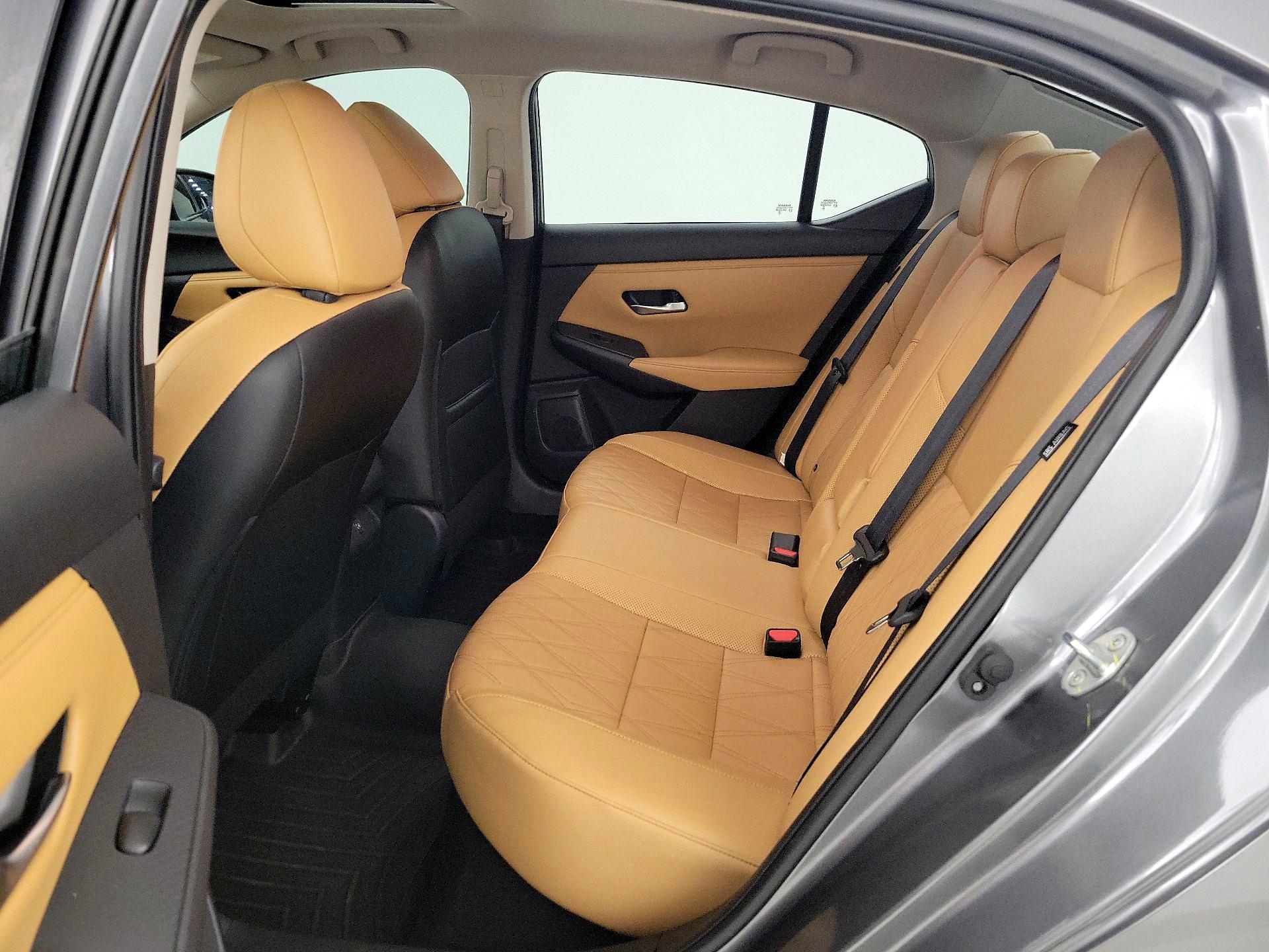 Thumbnail: 2023 Nissan Sentra - 19